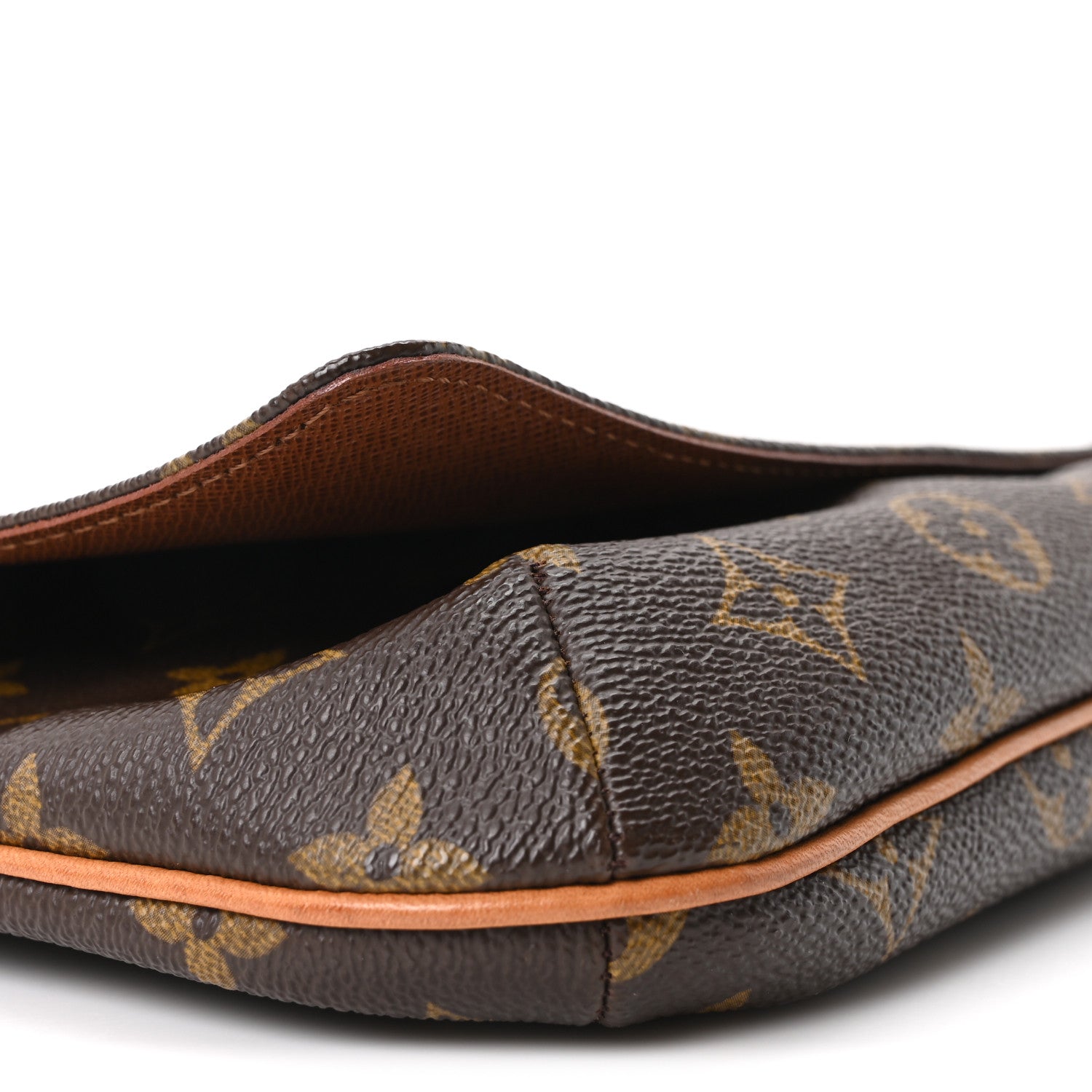 Louis Vuitton Monogram Musette Tango 8 of 9