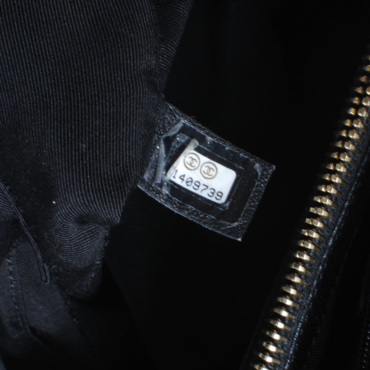 Caviar Grand Shopping Tote GST Black