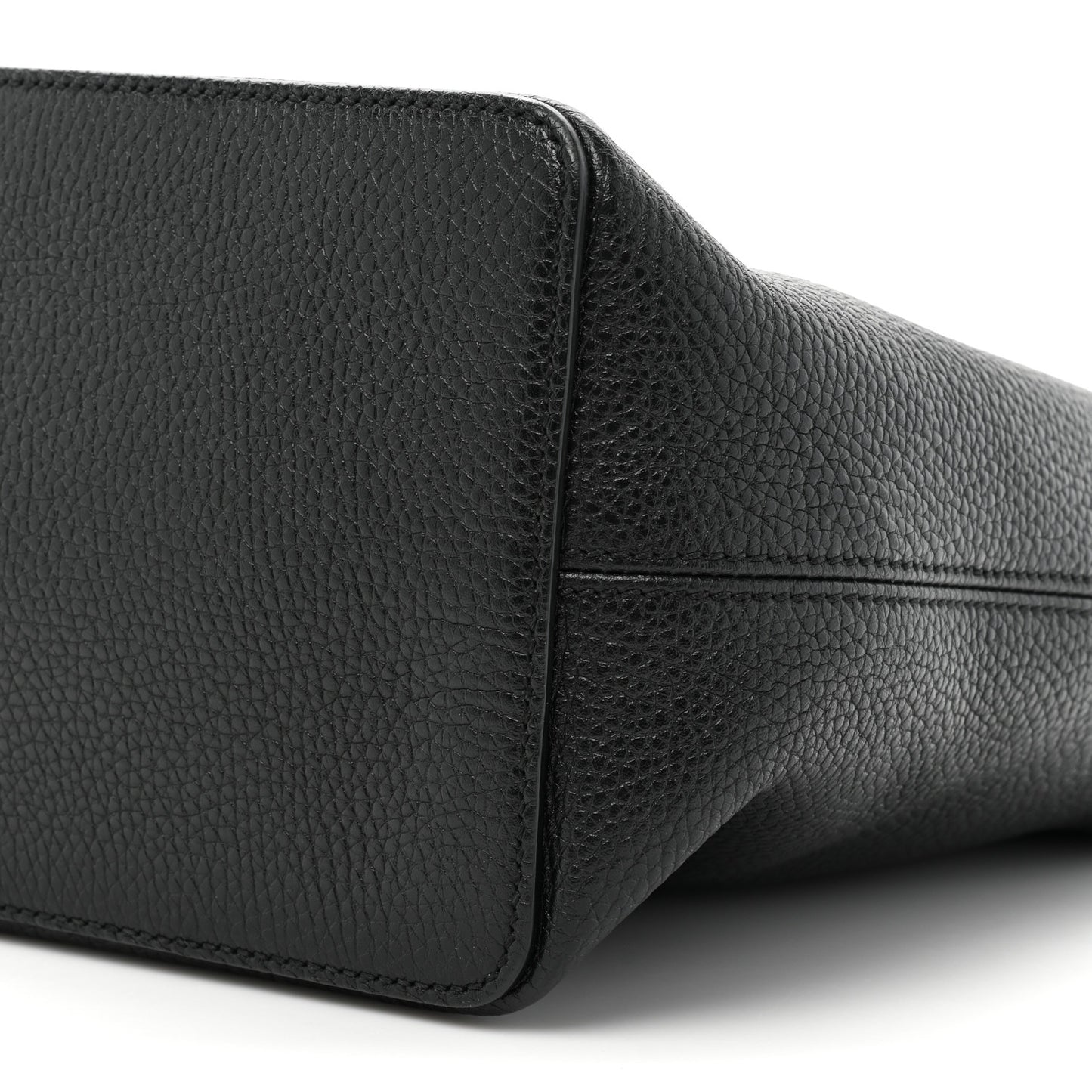 Pebbled Calfskin Large Soho Hobo Black