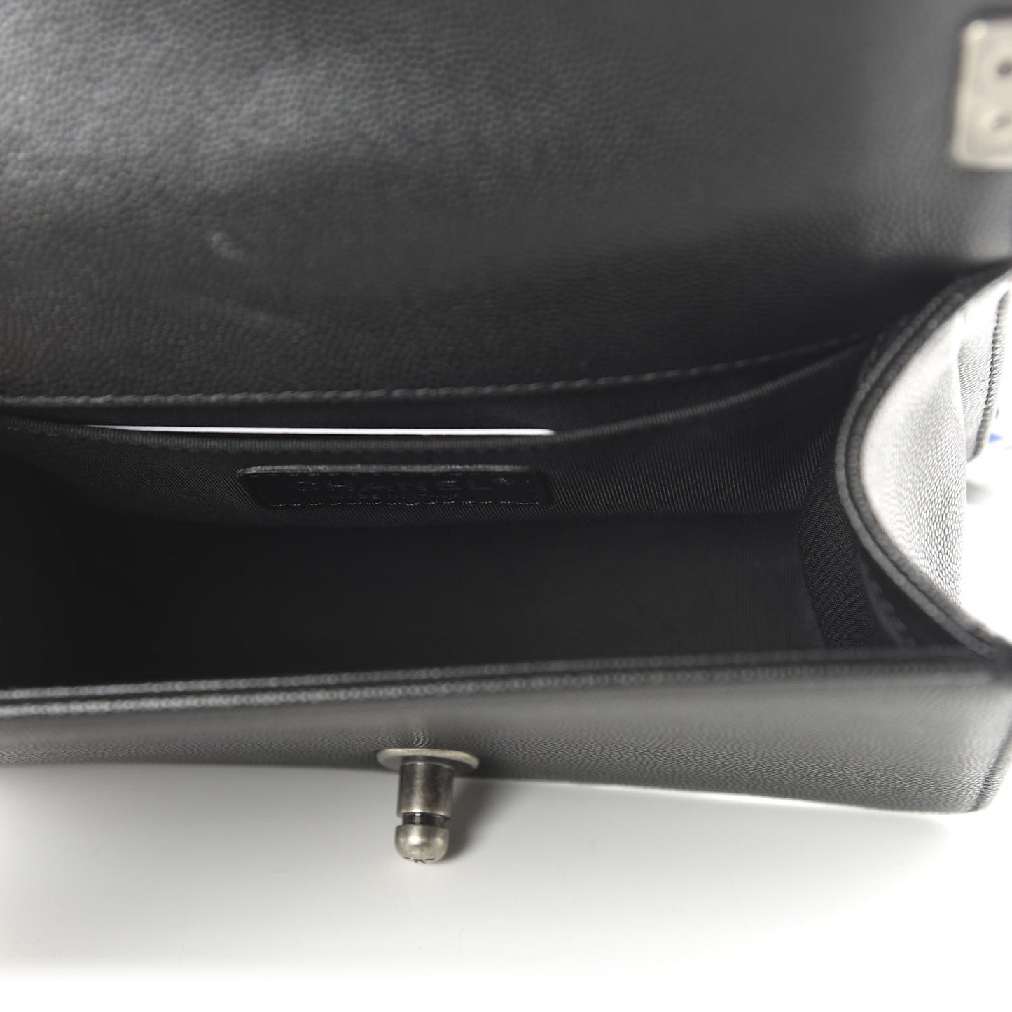 Caviar Chevron Quilted Small Boy Flap Black