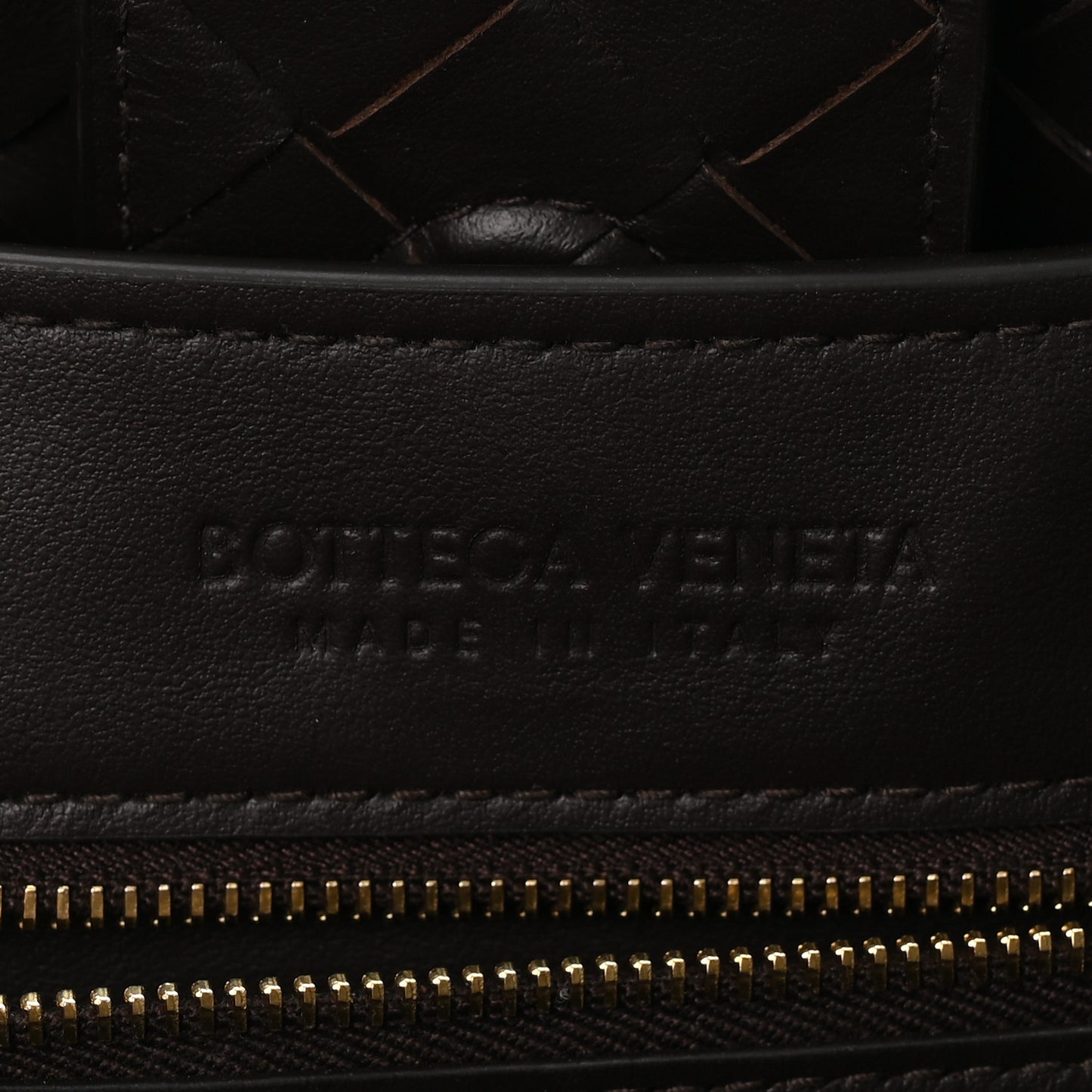 Suede Intrecciato Medium Andiamo Shoulder Bag Fondant
