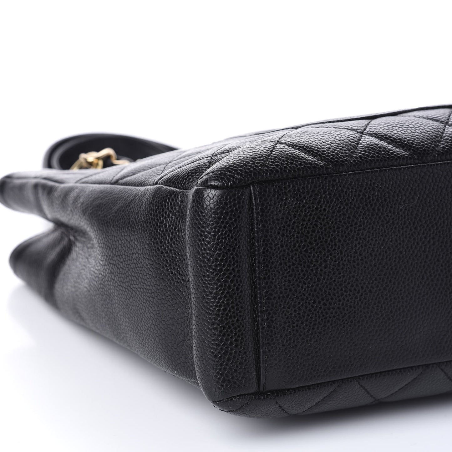 Caviar Quilted Petit Shopping Tote PST Black