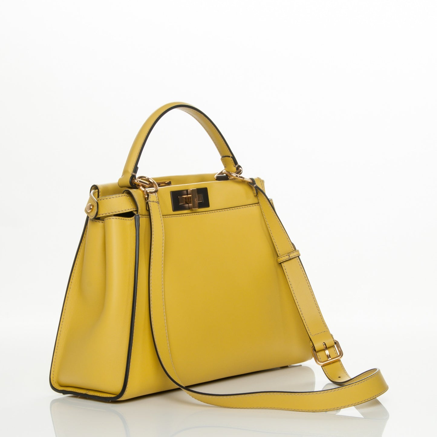 Vitello Seta Medium Peekaboo Iconic Satchel Cedro