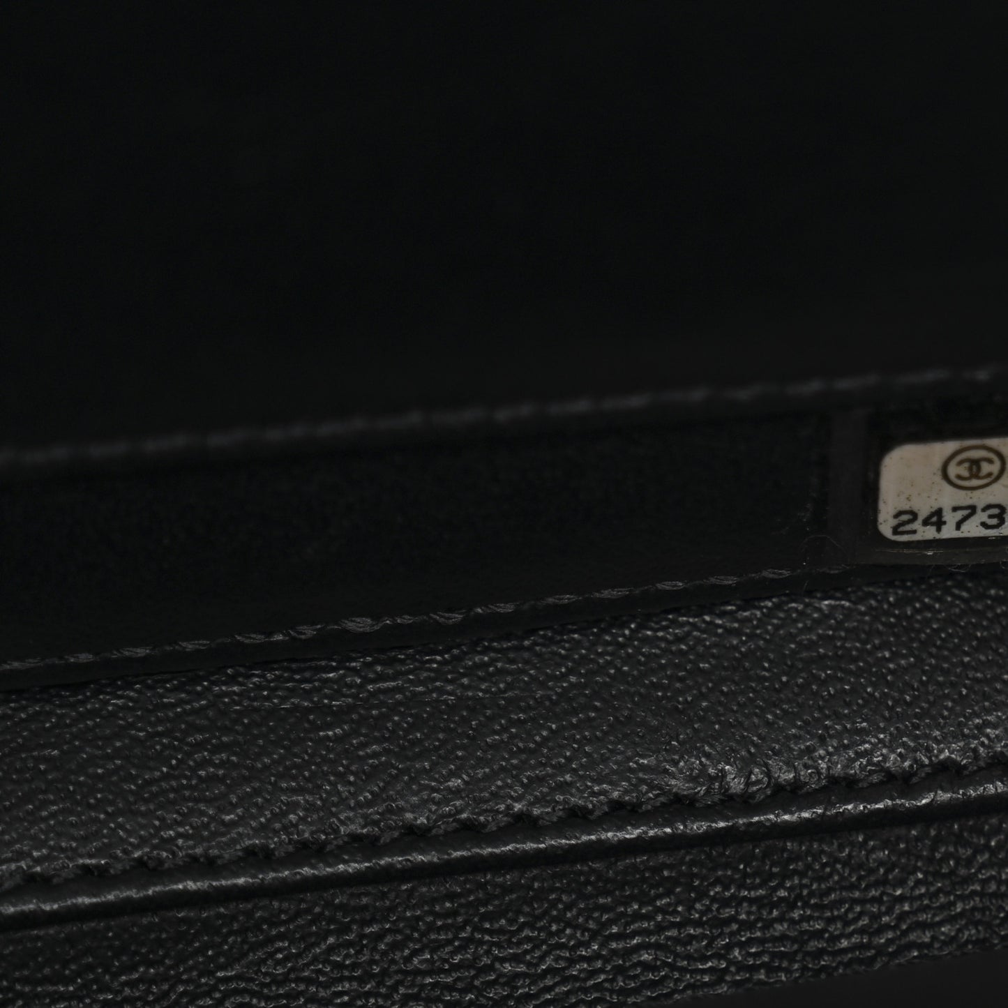 Caviar Quilted Small CC Filigree Vanity Case Navy Black