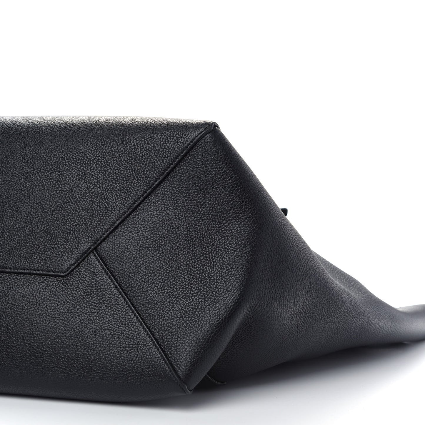 Soft Grained Calfskin Medium Belt Cabas Phantom Black