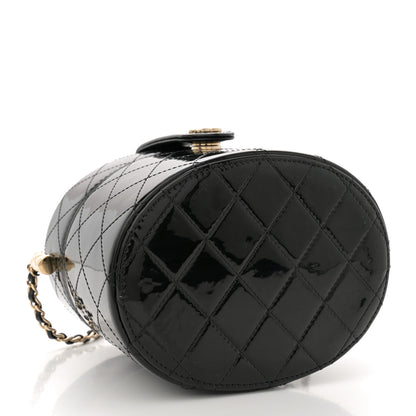 Chanel Patent Quilted Round Clutch With Chain Black 4 of 10