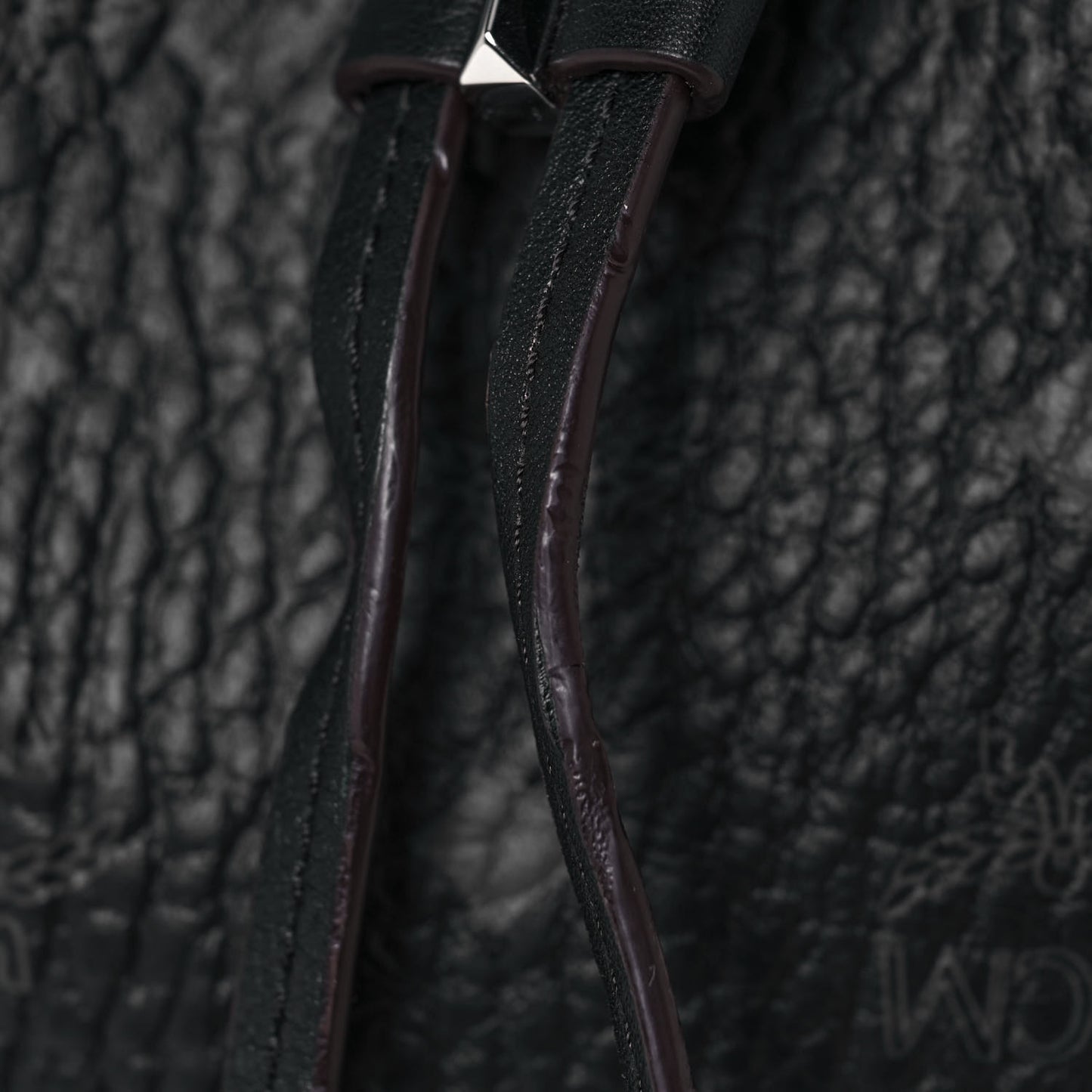 Visetos Small Essential Drawstring Bucket Bag Black