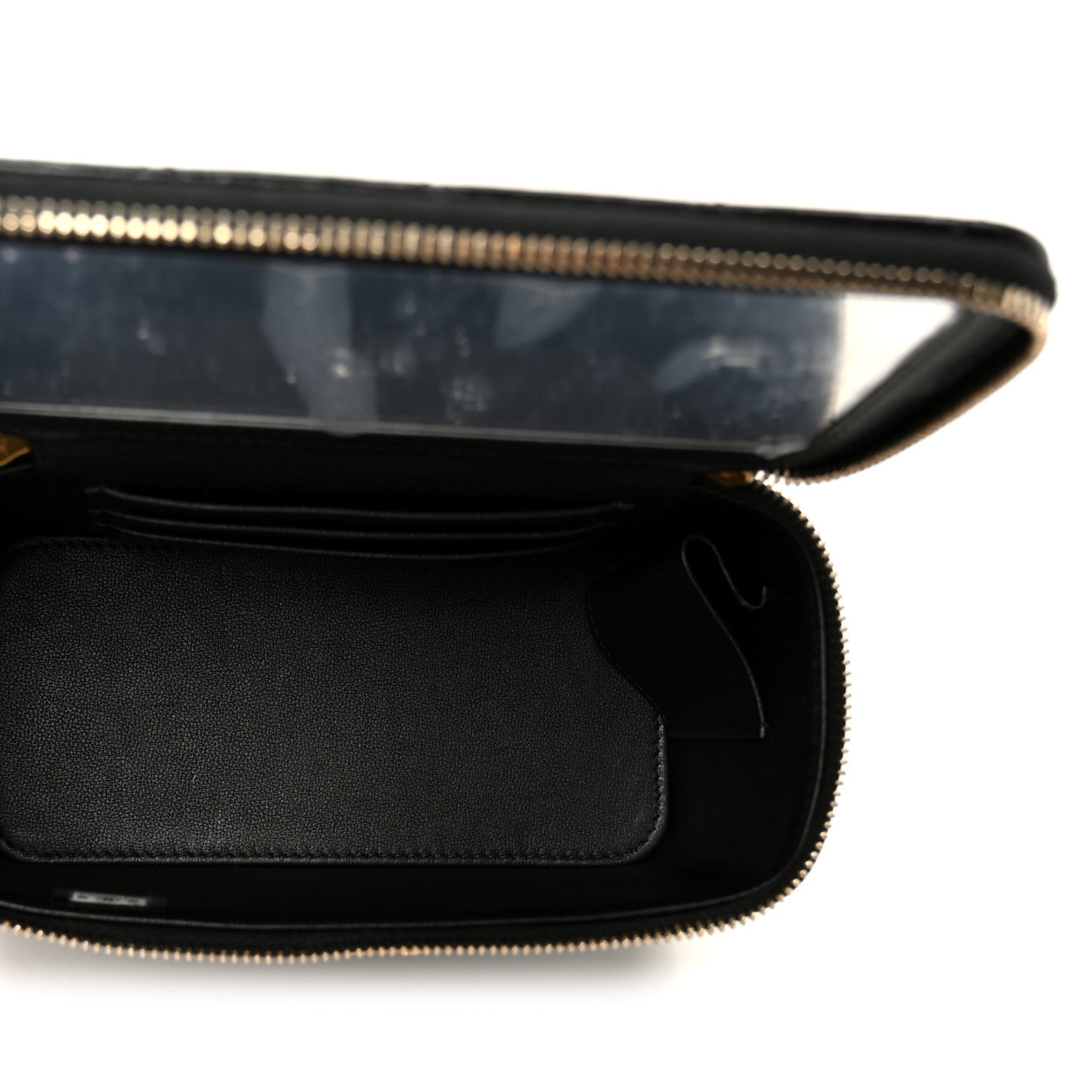 Chanel Shiny Lambskin Quilted CC Links Small Vanity Case With Chain Black 5 of 11