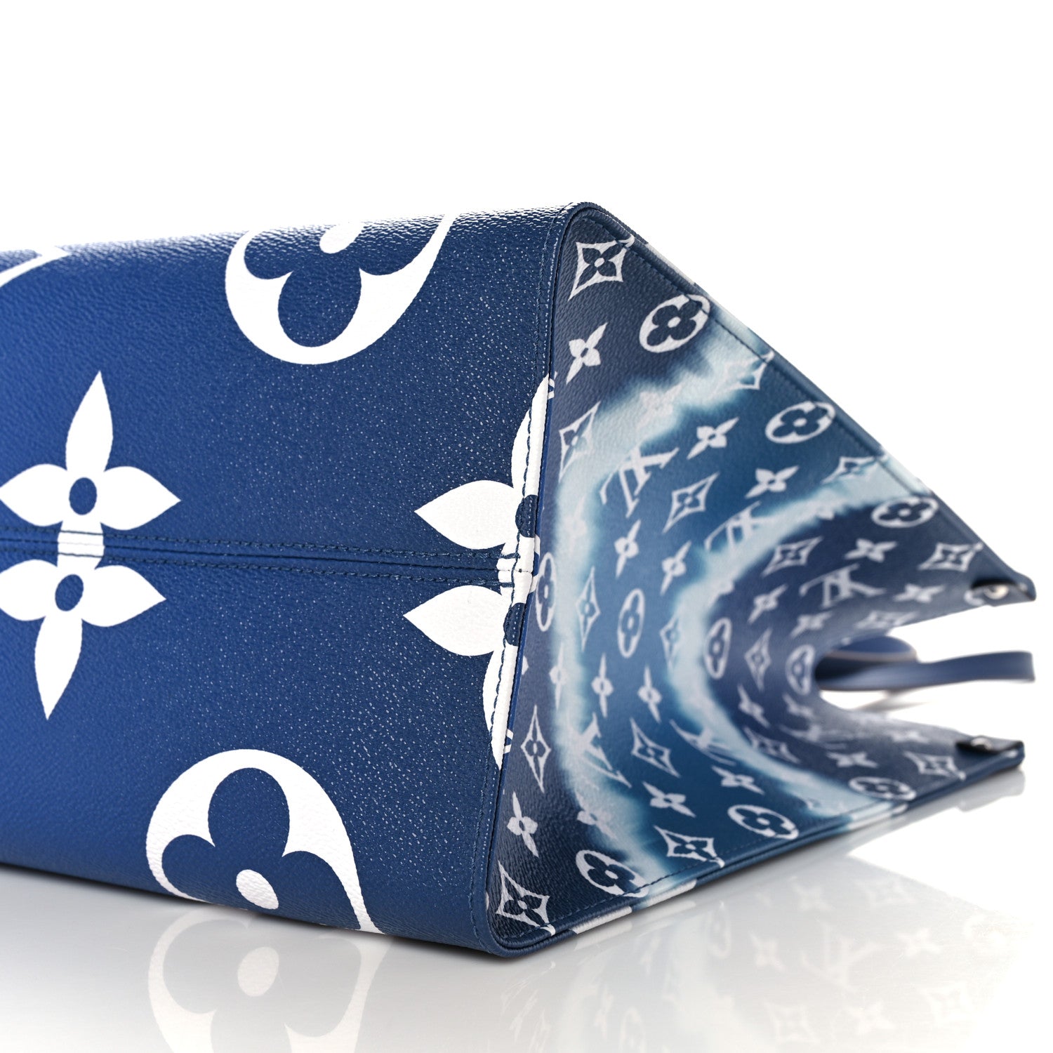 Louis Vuitton Monogram Escale Onthego GM Blue 8 of 8