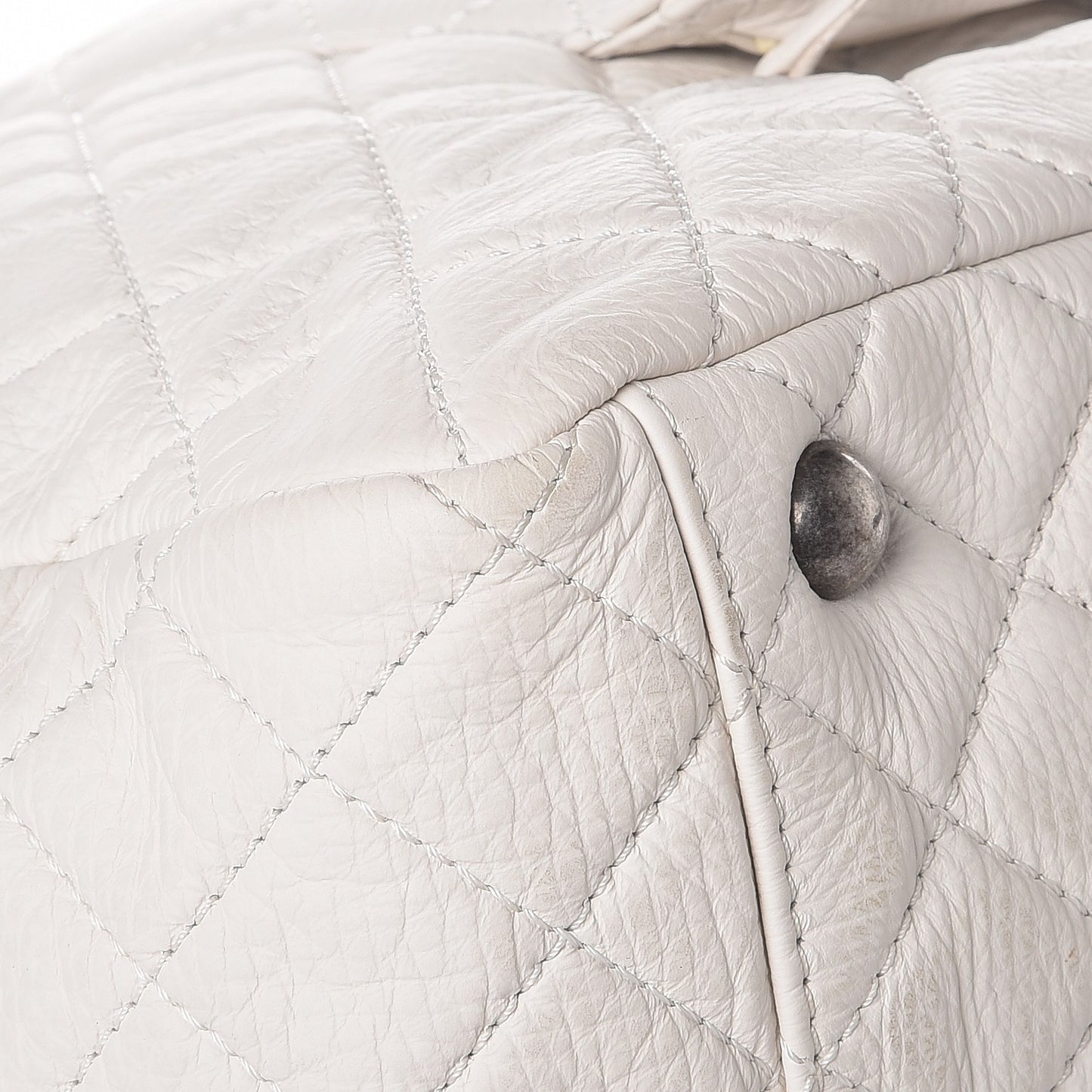 Calfskin Quilted XXL Travel Flap Bag White