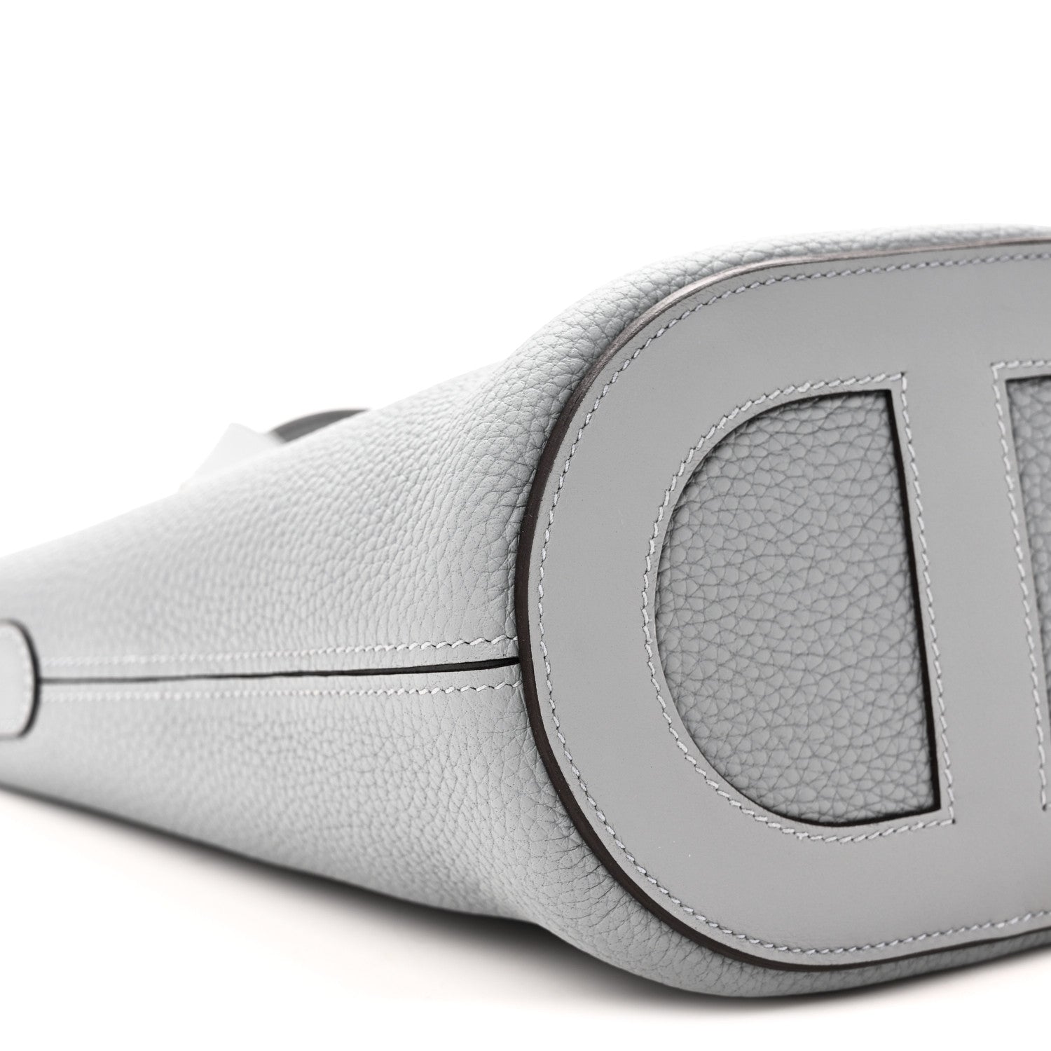 Hermes Taurillon Clemence Swift In-The-Loop 18 Bag Gris Pantin 9 of 11