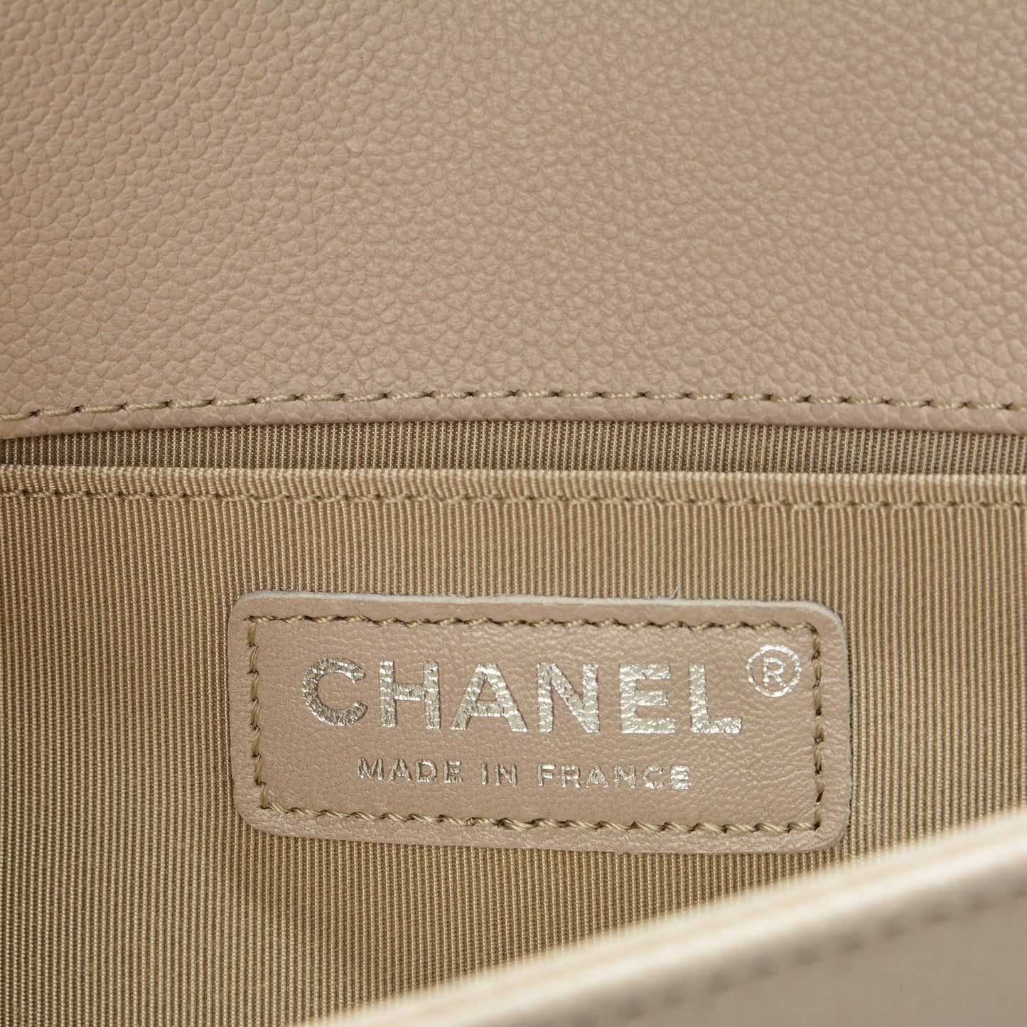 Caviar Quilted Medium Boy Flap Light Beige
