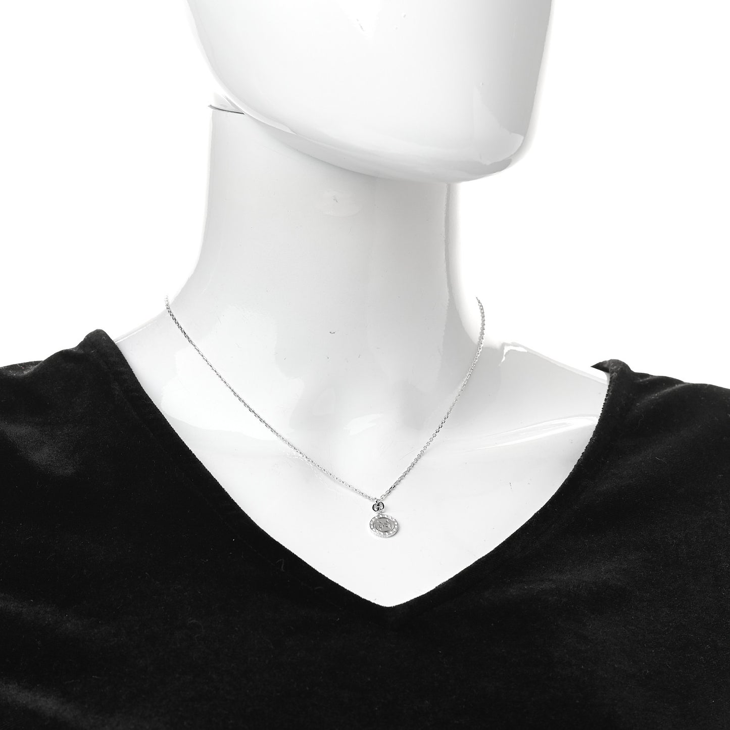 18K White Gold Diamond 10mm Icon Twirl Pendant Necklace