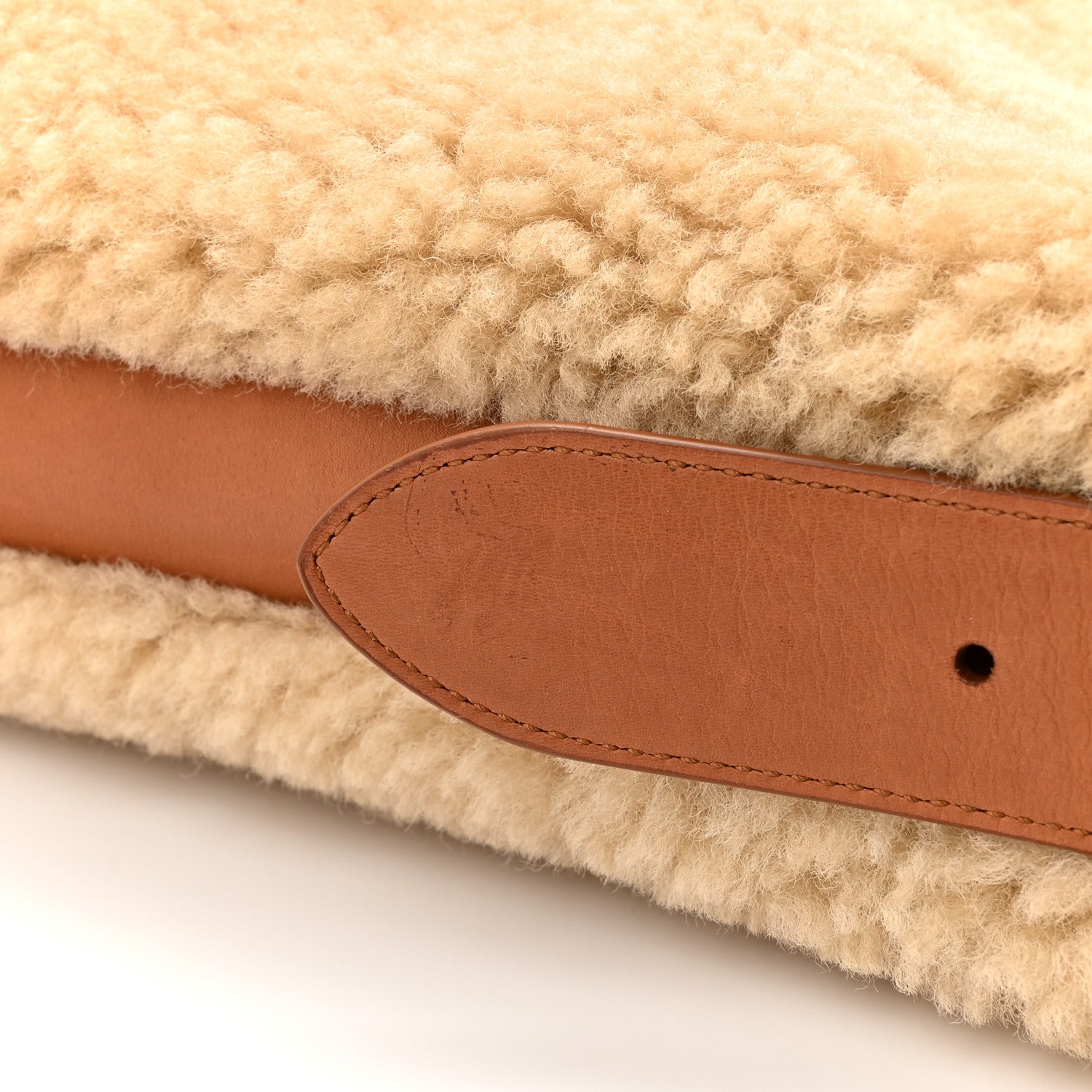 Saint Laurent Shearling Tote Natural 14 of 15