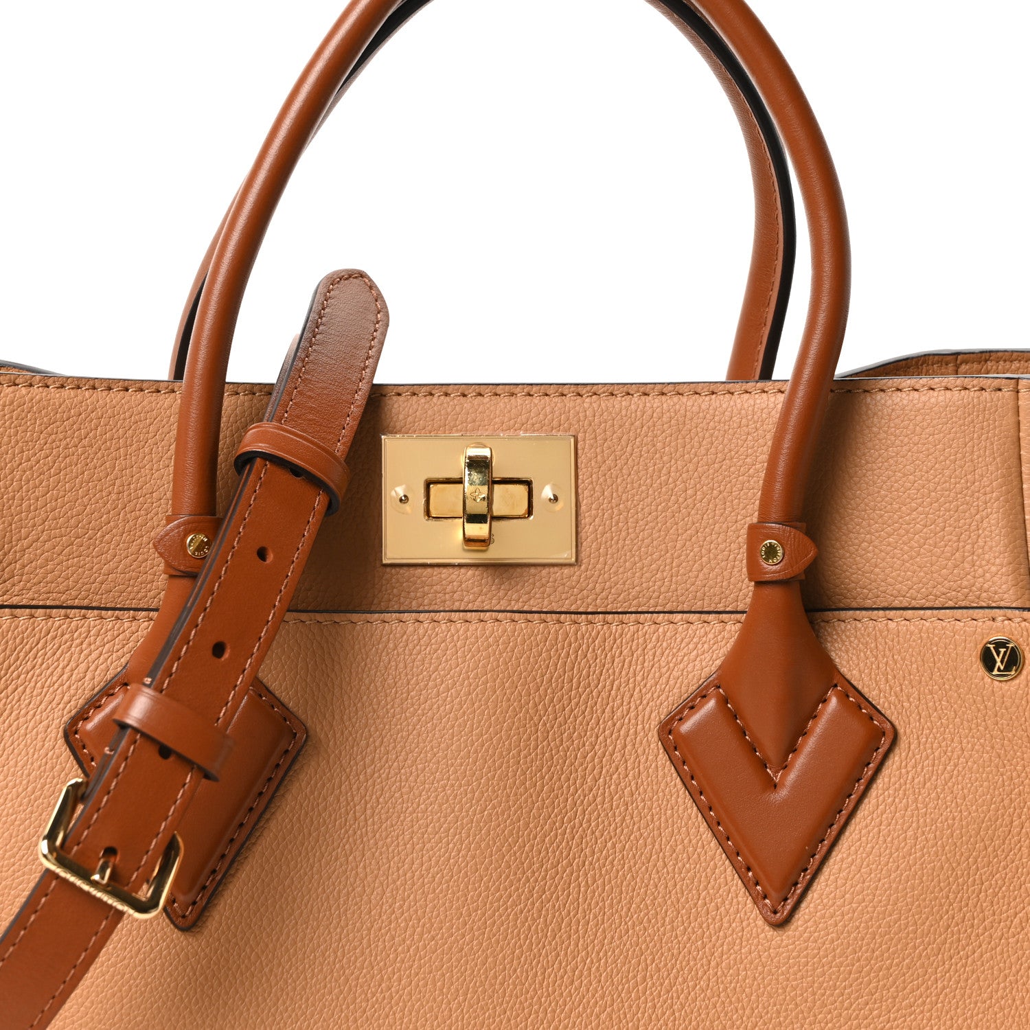 Louis Vuitton Mahina On My Side Arizona 7 of 9
