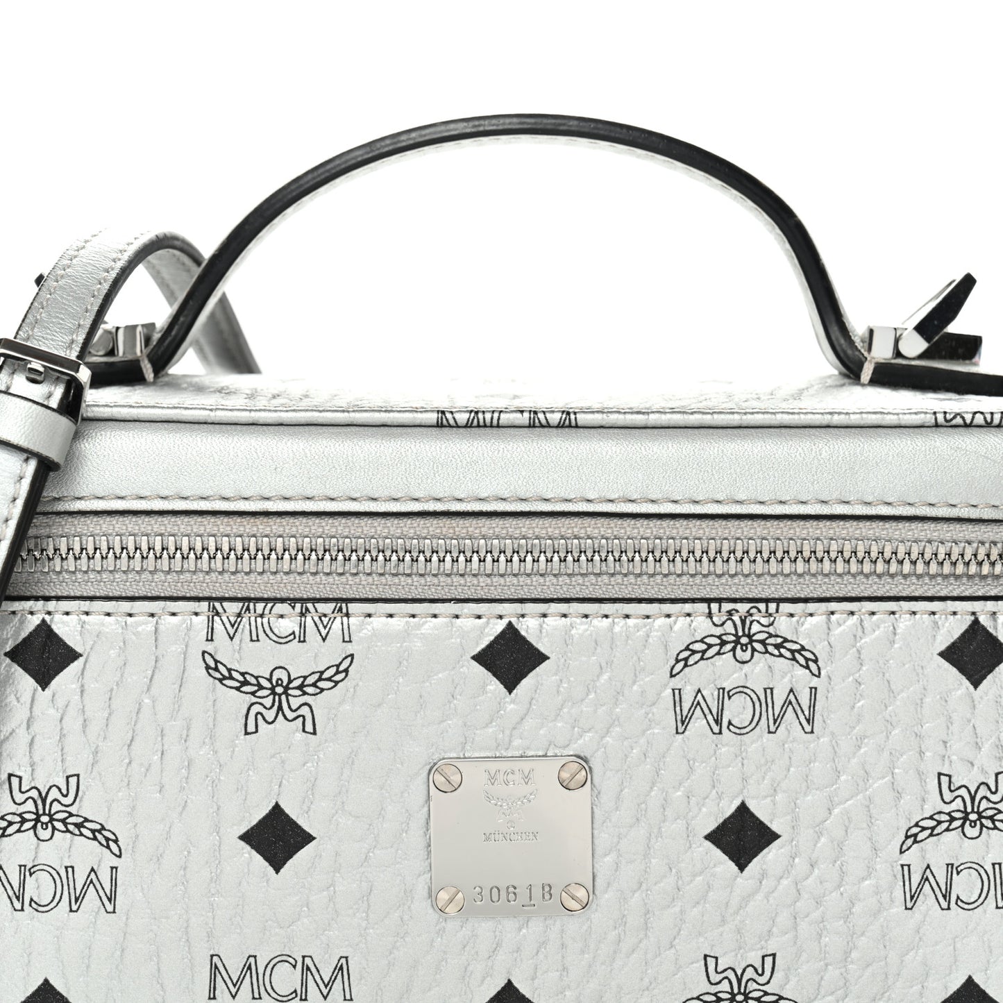 Metallic Visetos Vanity Case Silver