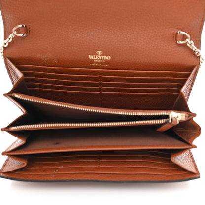 Valentino Garavani Pebbled Calfskin Rockstud Envelope Wallet on Chain Bright Cognac 5 of 10