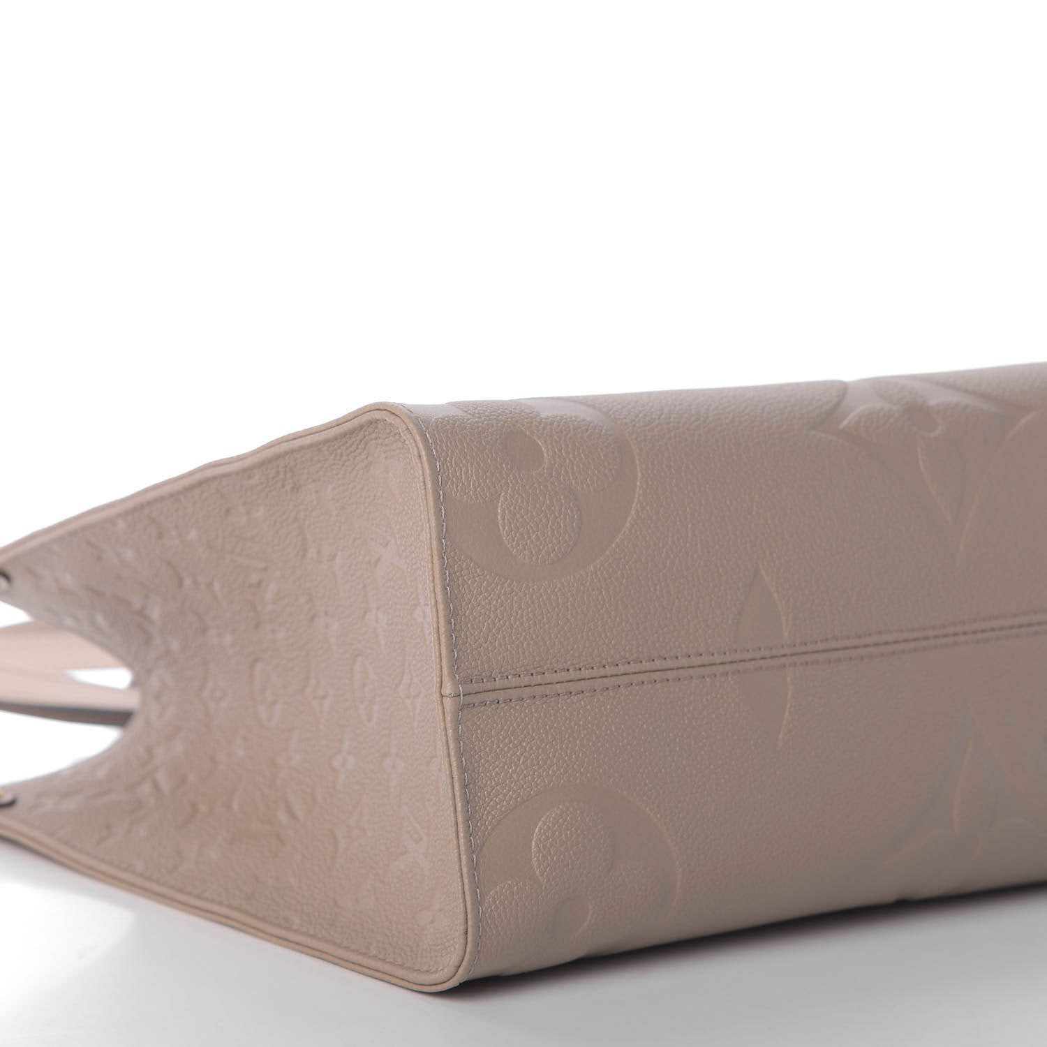 Louis Vuitton Empreinte Monogram Giant Onthego MM Tourterelle 8 of 11