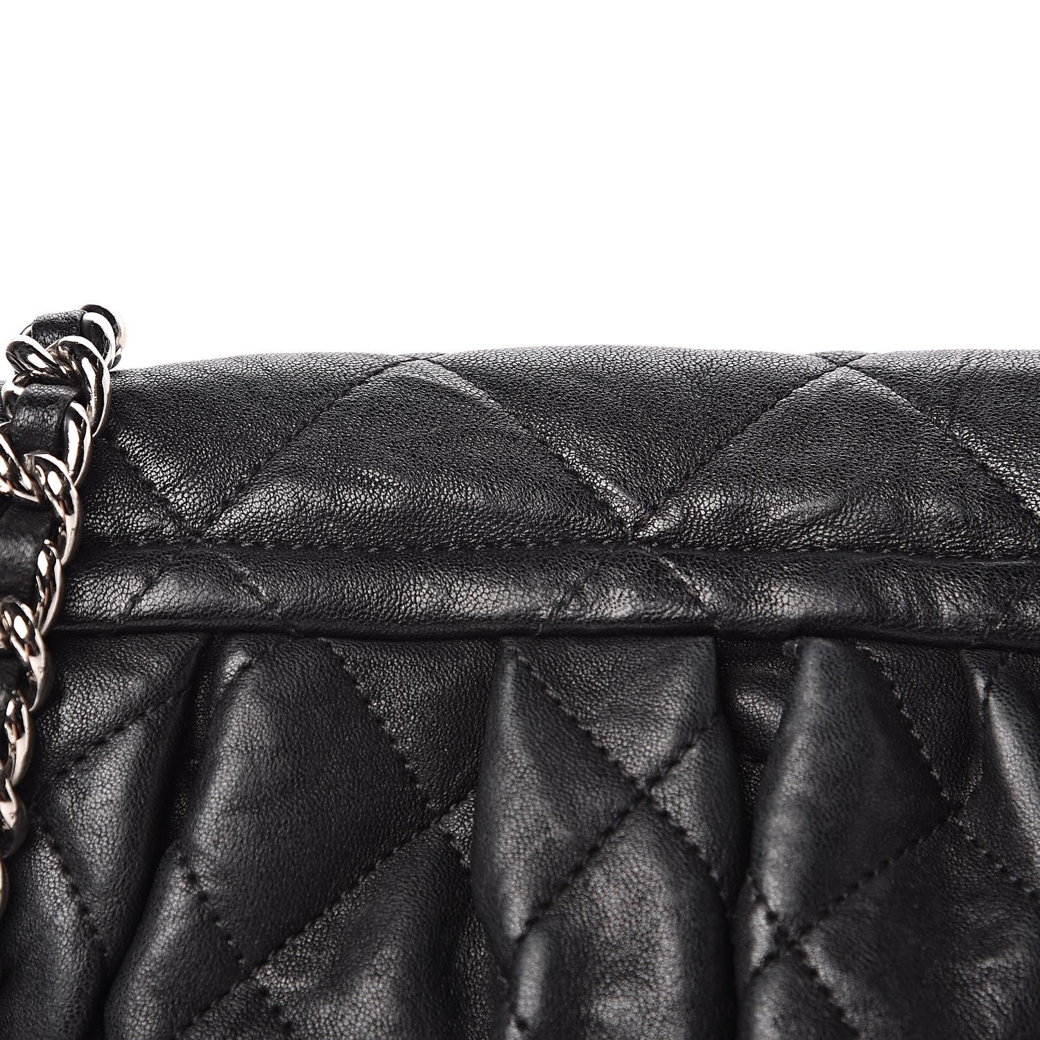 Chanel Washed Lambskin Quilted Medium Chain Around Messenger Black 10 of 15