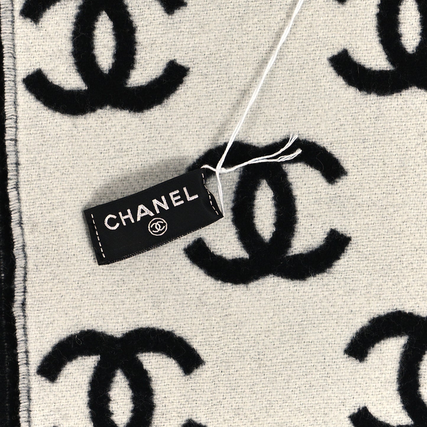 Wool Cashmere CC Scarf Black White