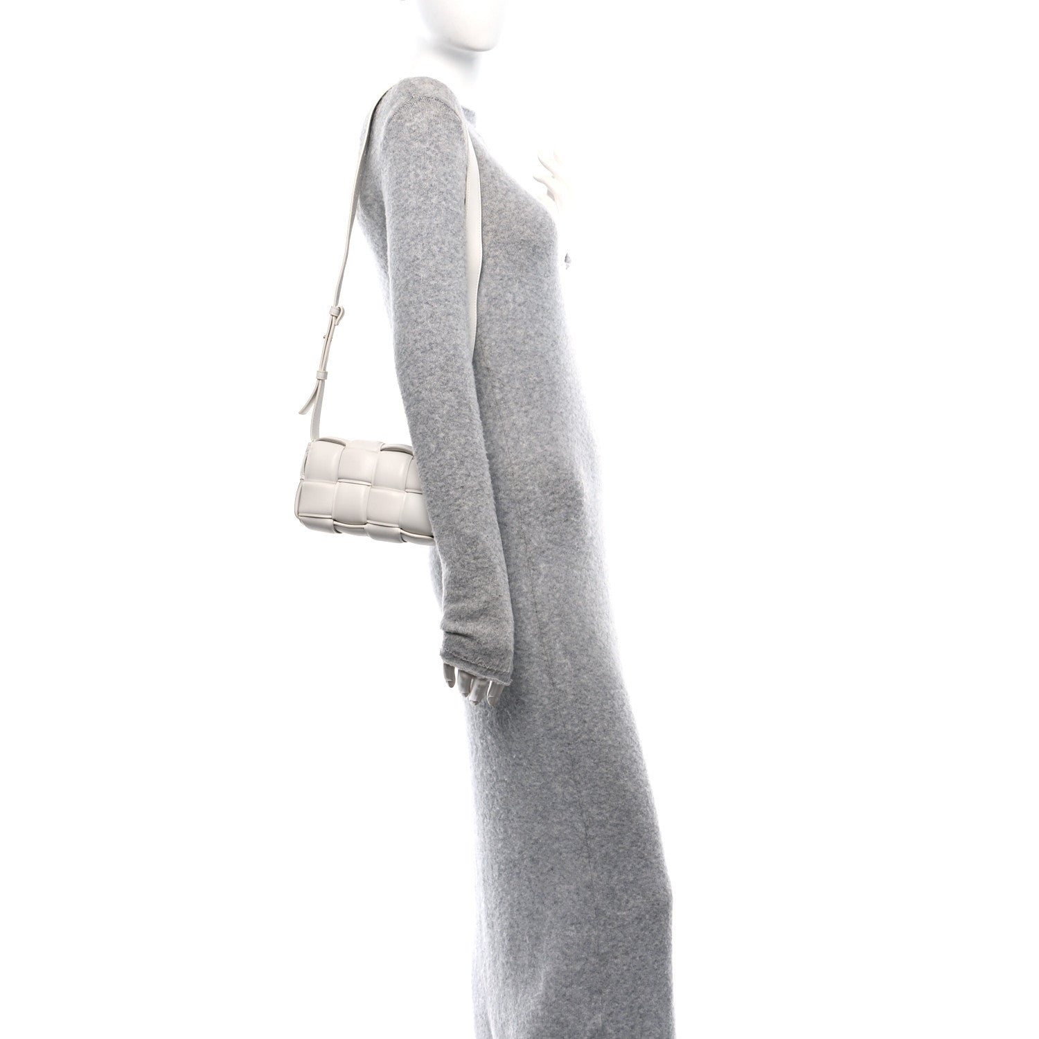 Bottega Veneta Nappa Maxi Intrecciato Padded The Belt Cassette Bag Chalk 2 of 9