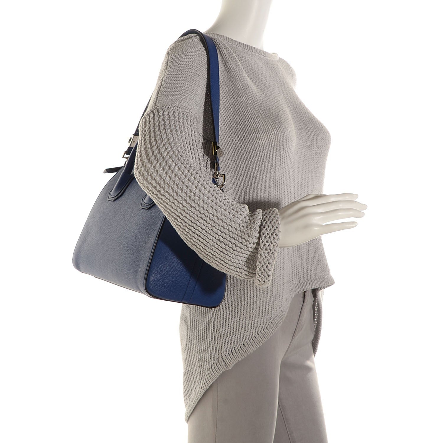 Givenchy Sugar Goatskin Small Antigona Midnight Blue 2 of 10