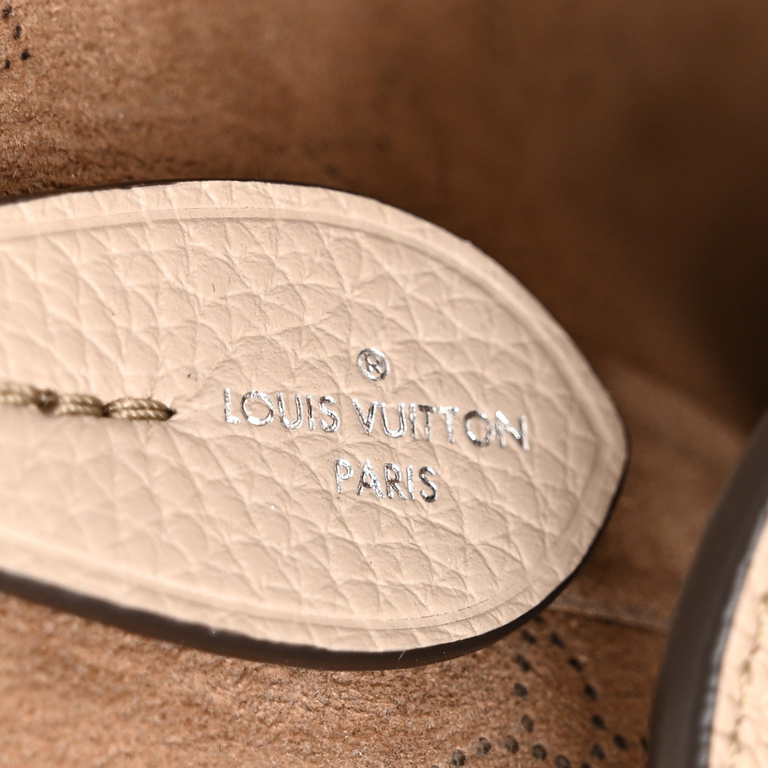 Louis Vuitton Mahina Blossom MM Dune 7 of 10