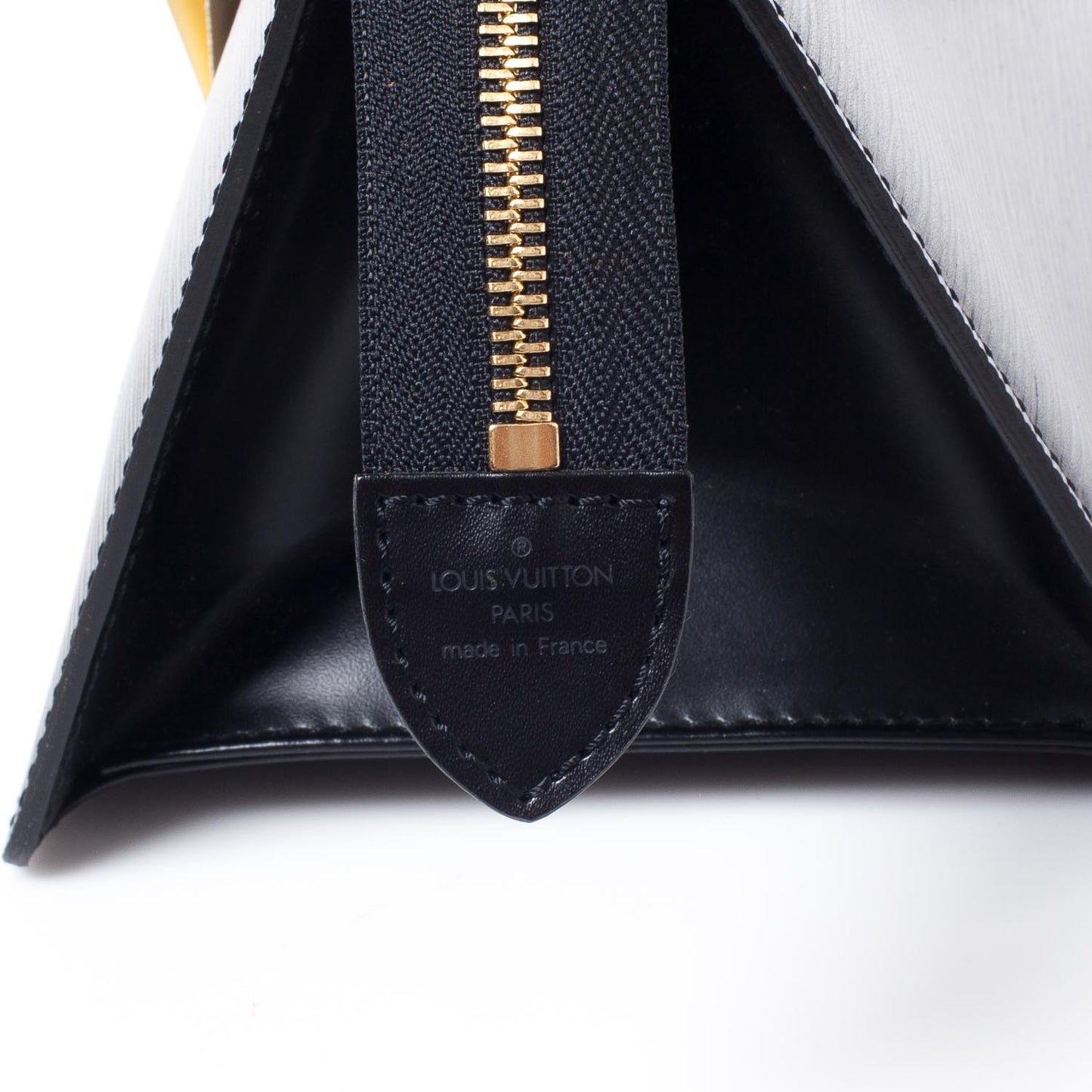 Epi Sac Triangle Black