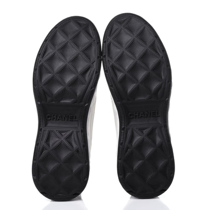Chanel Velvet Calfskin Mixed Fibers CC Sneakers 38 Ivory Black 7 of 12
