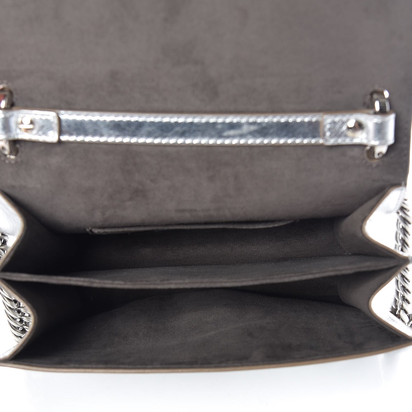 Vitello Catalan Mirror Scalloped Multi Studded Small Kan I Shoulder Bag Argento