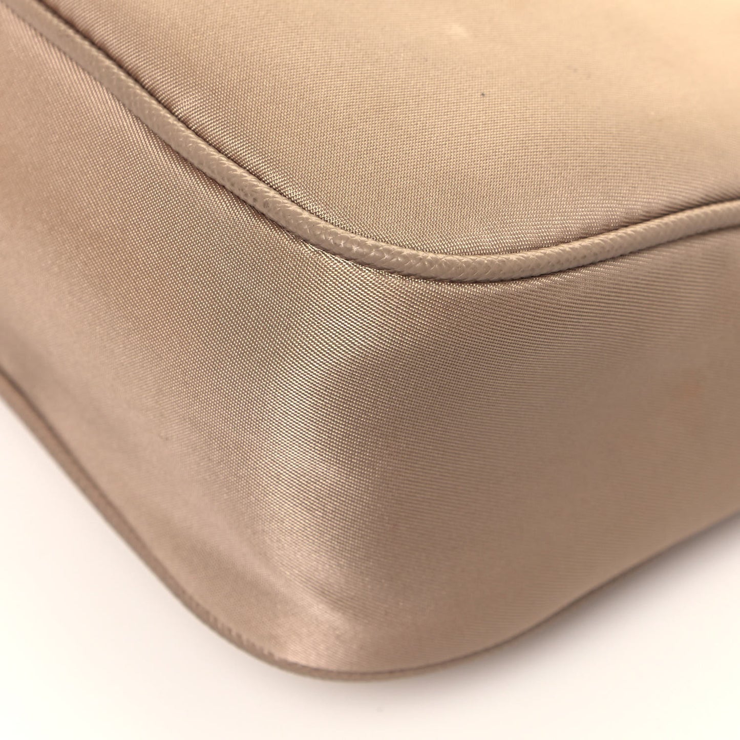 Nylon Re-Edition 2005 Shoulder Bag Cammeo