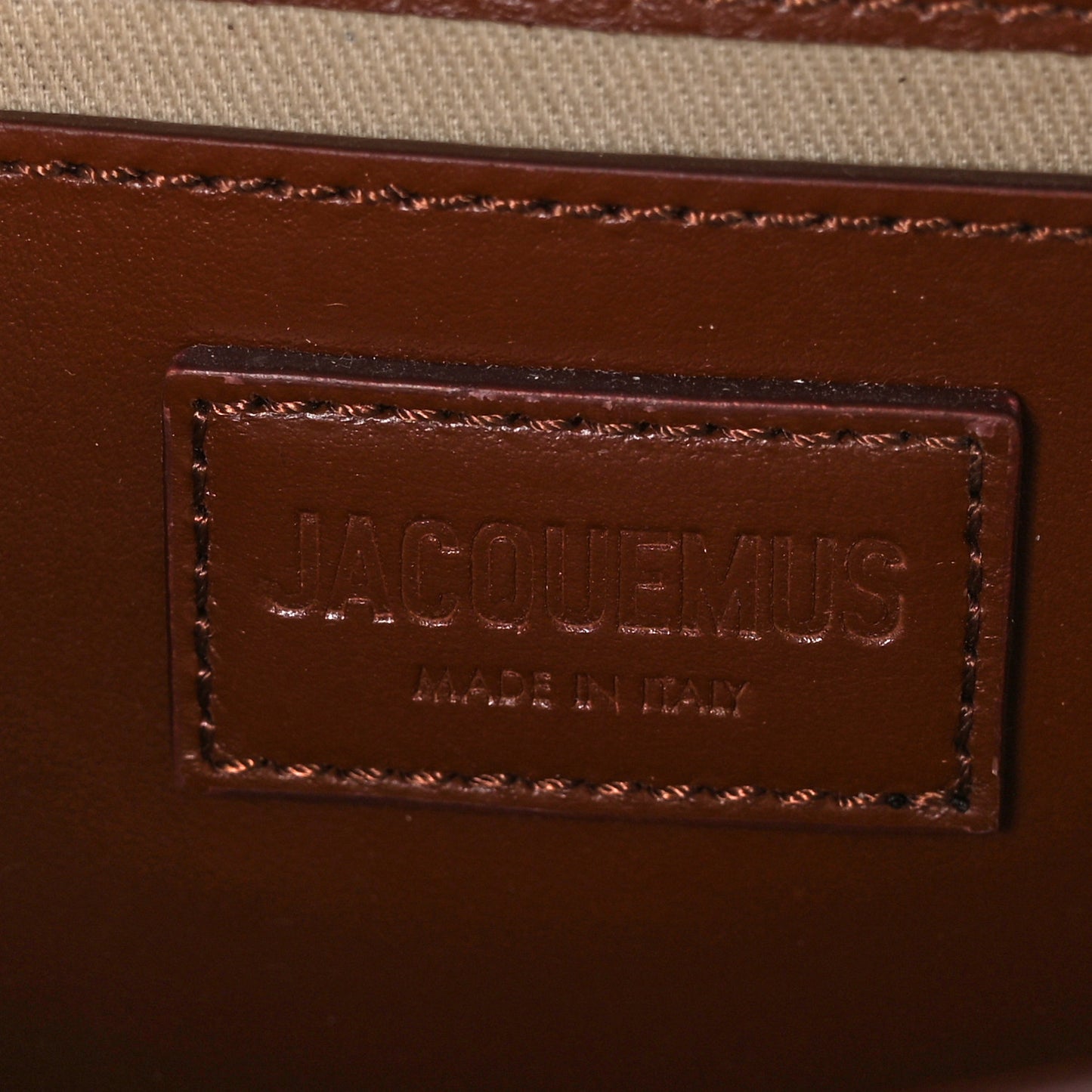Smooth Calfskin Lacet Le Bambino Long Brown