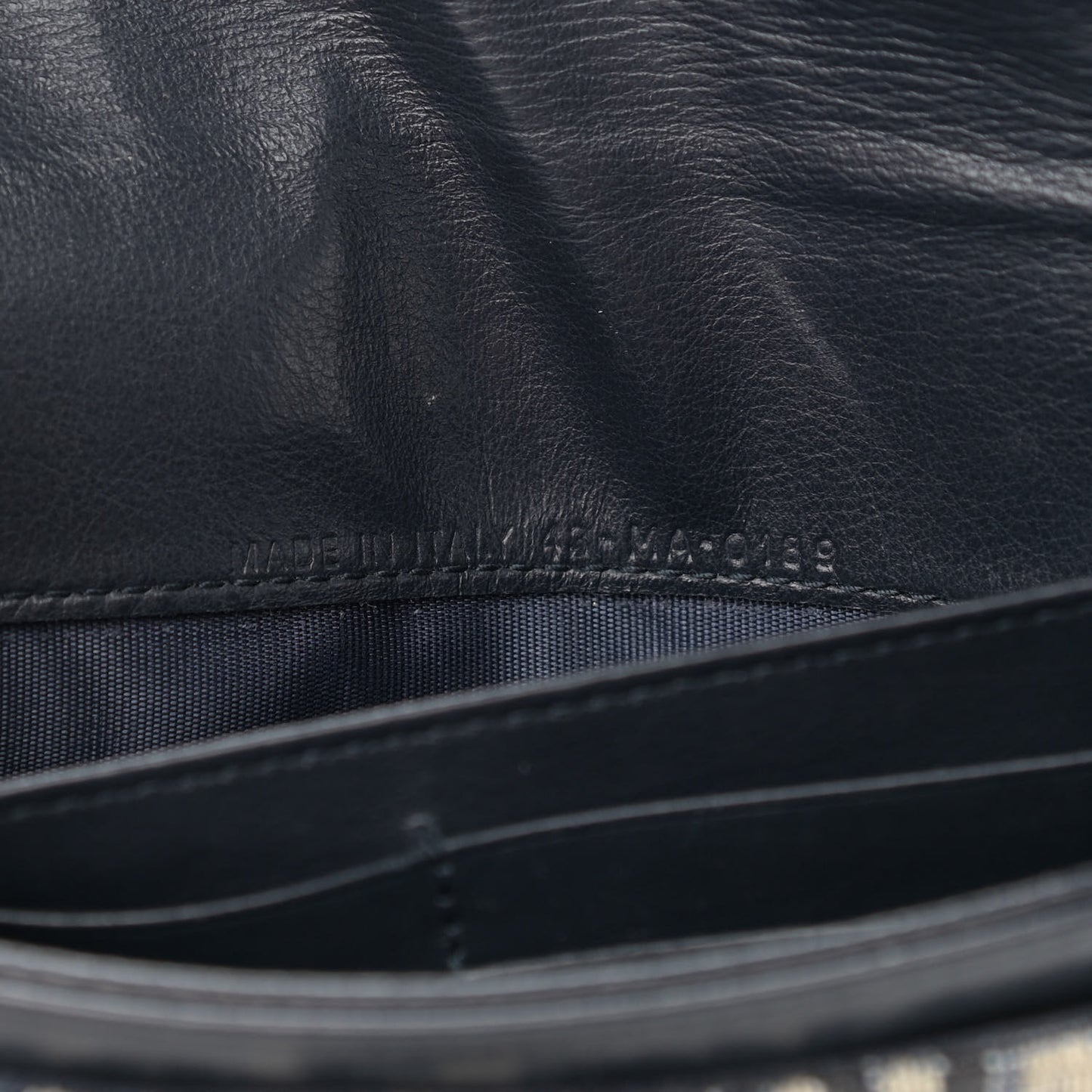 Oblique Saddle Chain Long Wallet Blue