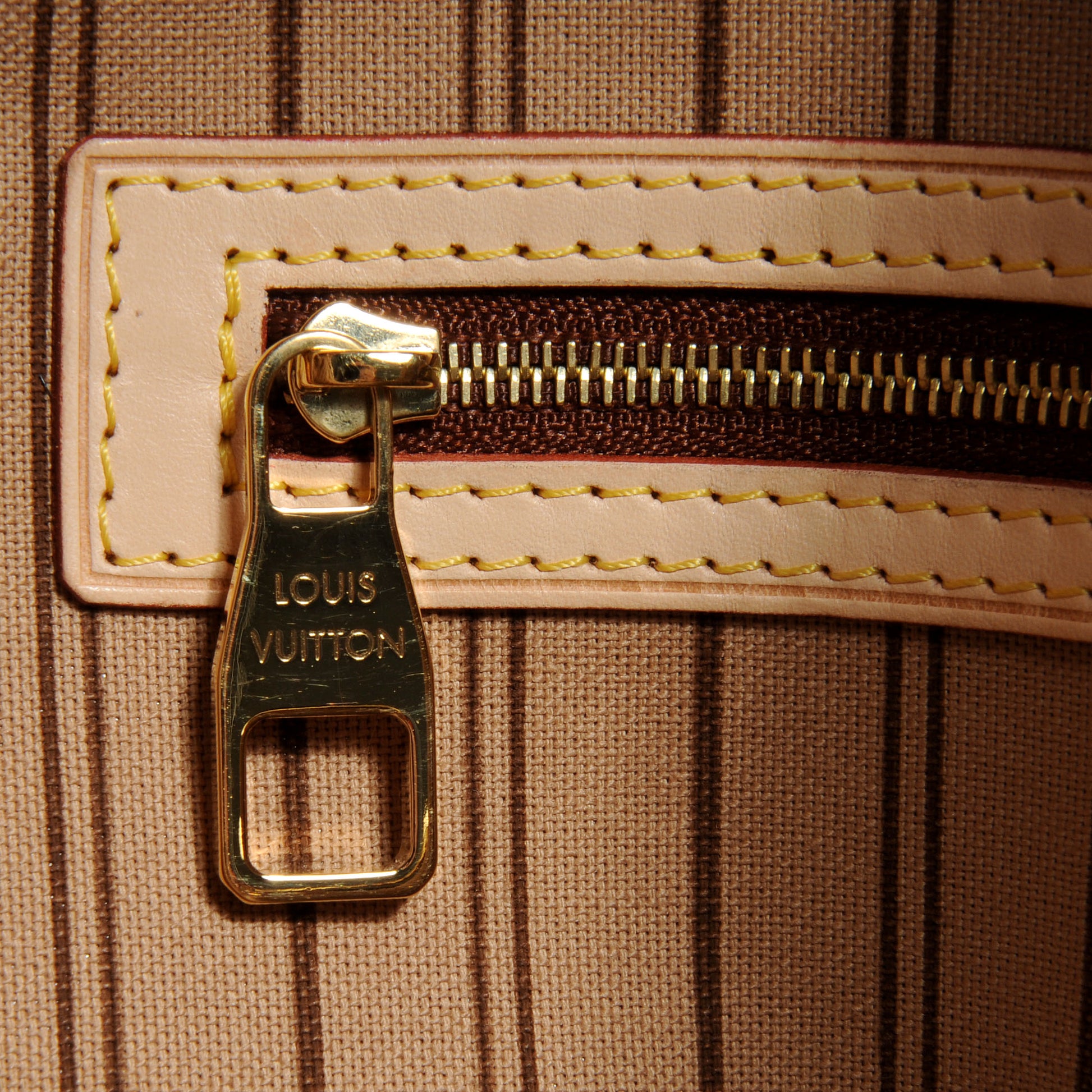 Louis Vuitton Monogram Delightful MM 8 of 9