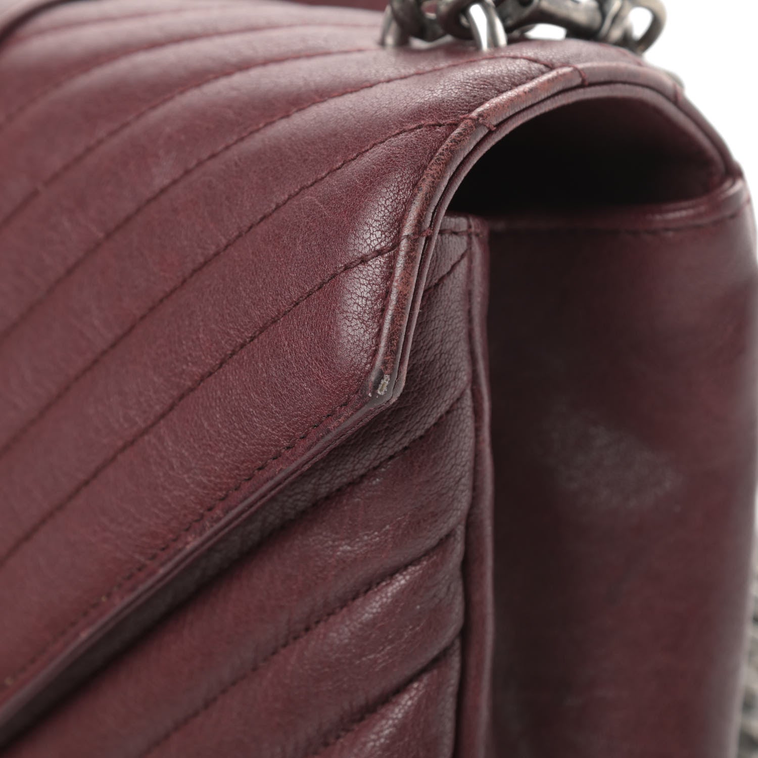 Saint Laurent Sheepskin Matelasse Chevron Monogram Medium College Bag Rouge Legion 11 of 14