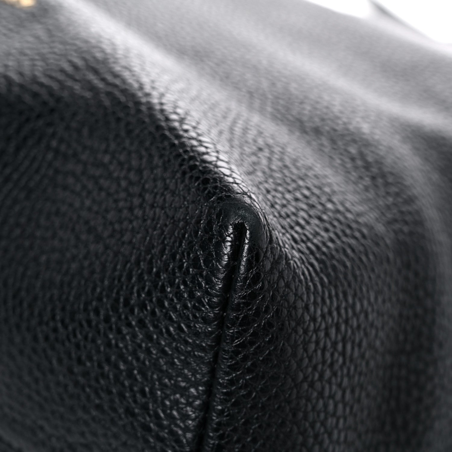 Burberry London Grainy Calfskin Medium Cale Hobo Black 10 of 27