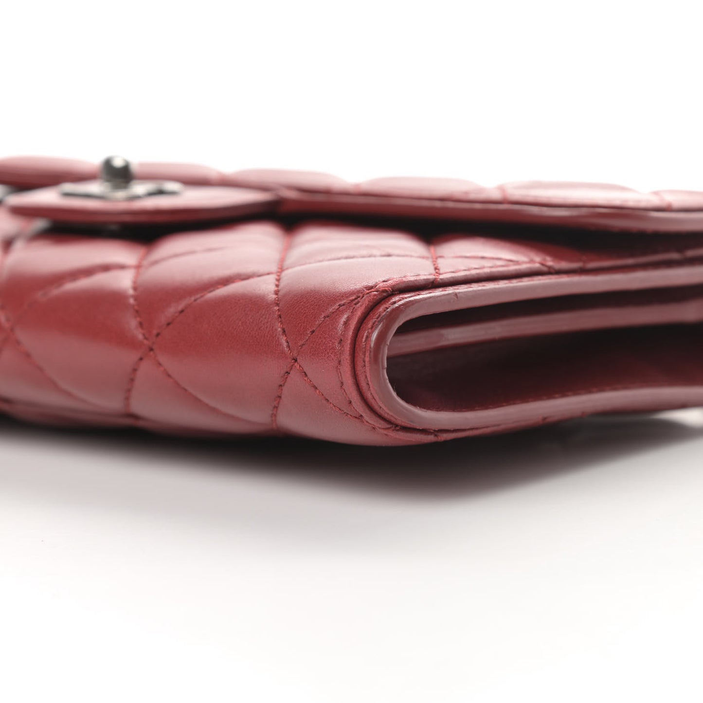 Lambskin Quilted Citizen Zip Flap Red