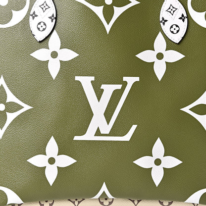 Louis Vuitton Monogram Giant Neverfull MM Kaki 10 of 12