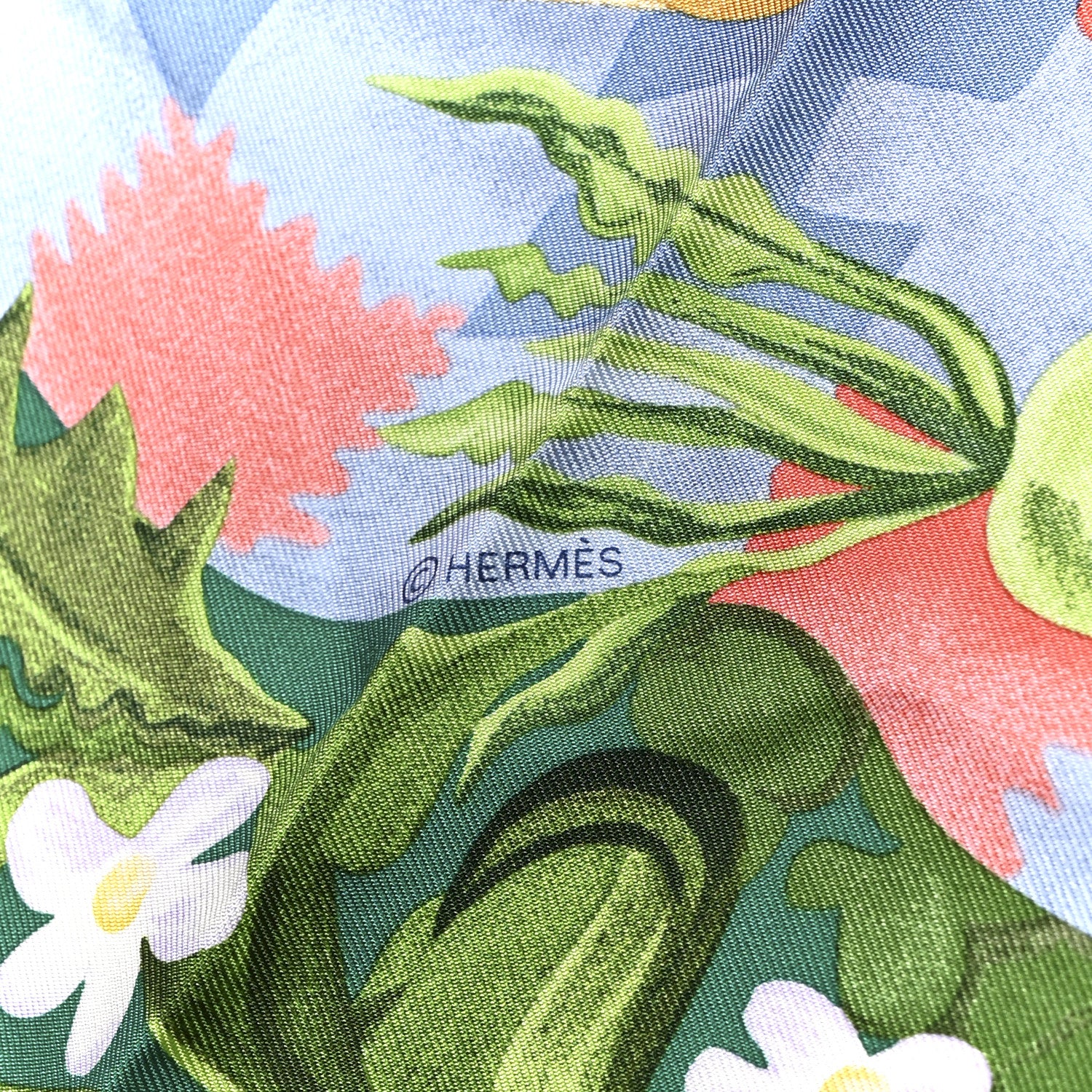 Hermes Silk Un Carre Sur l'Herbe Scarf 90 Bleu Ciel Vert Jaune 4 of 4