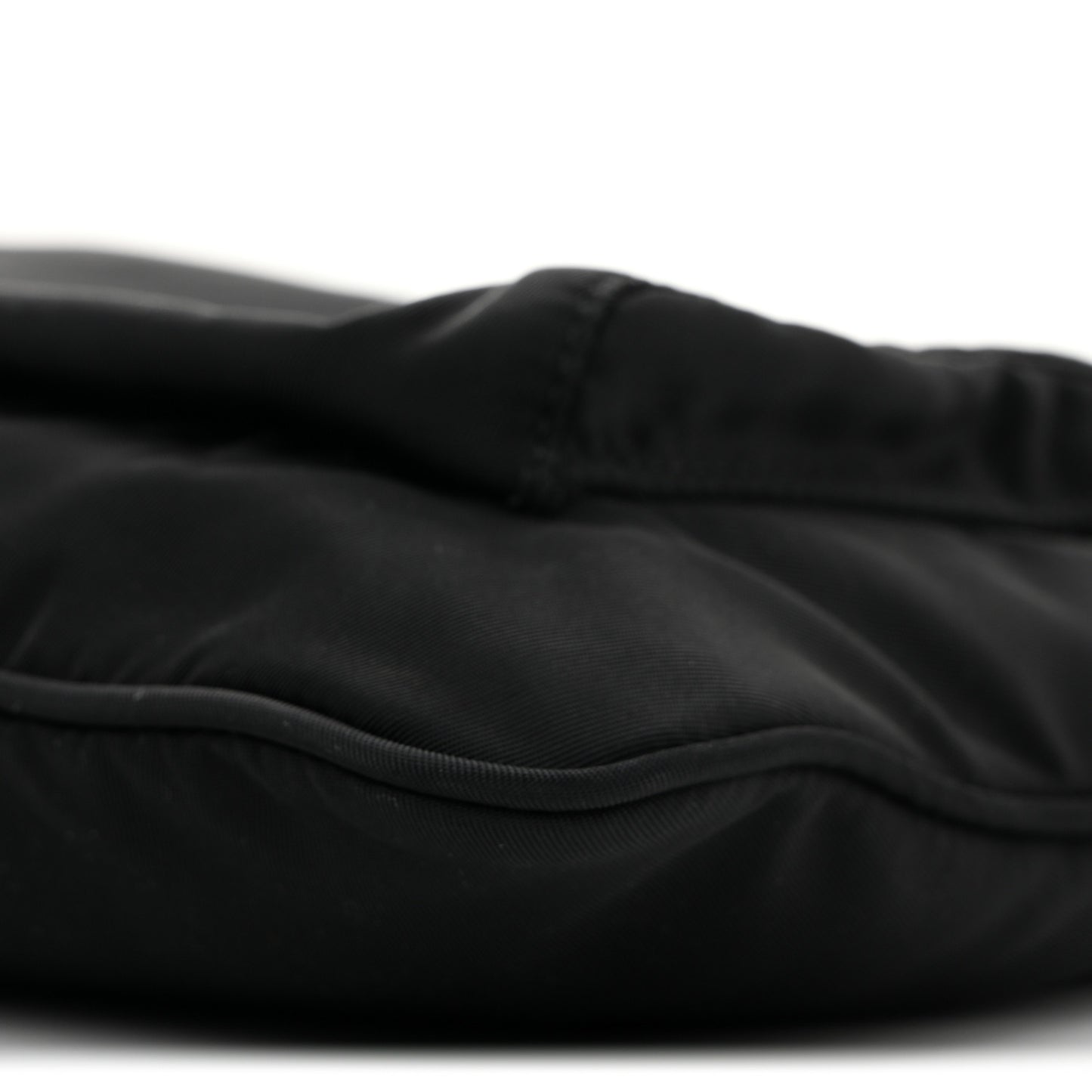 Tessuto Nylon Saffiano Flat Messenger Bag Black