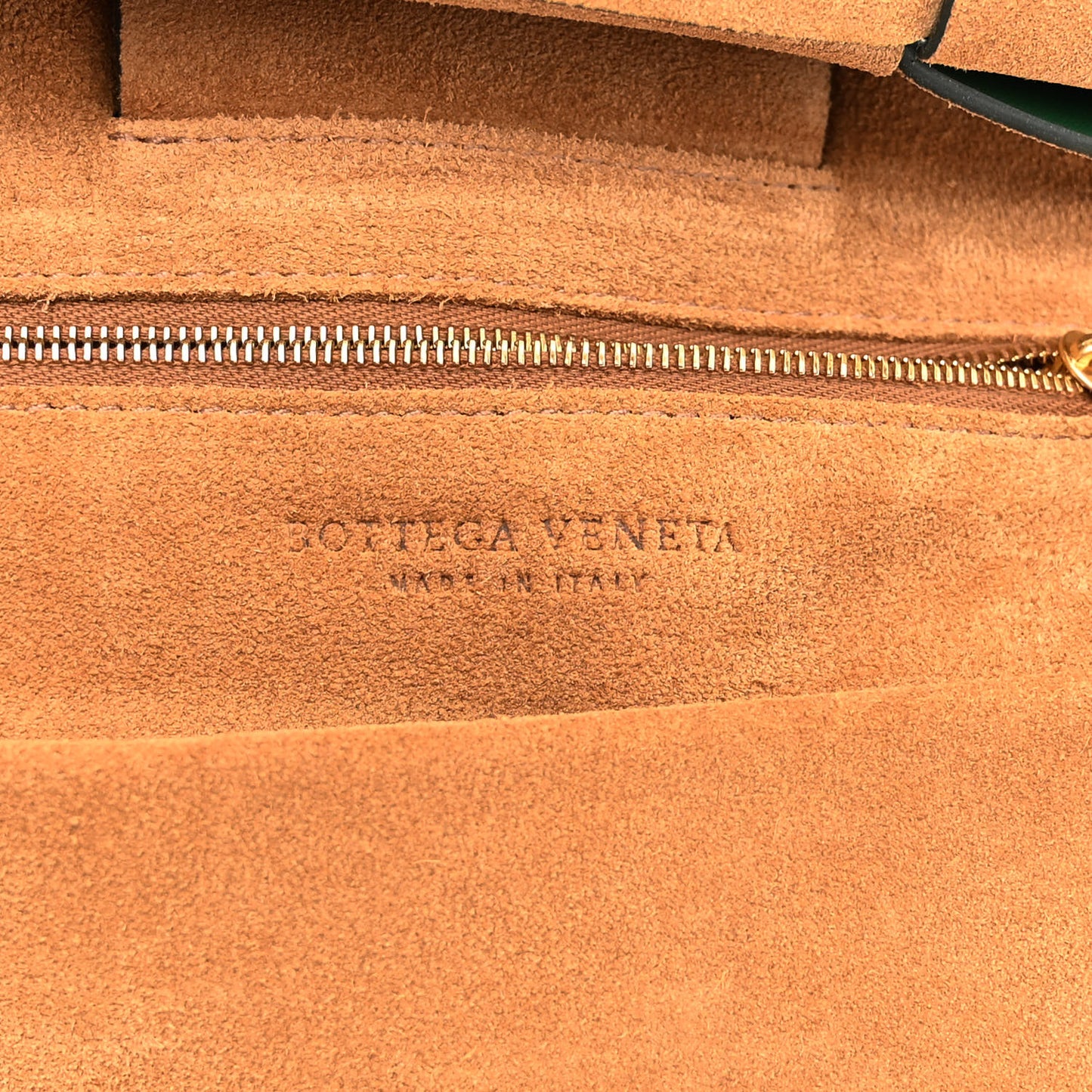 French Calfskin Maxi Intrecciato Arco 33 Racing Green