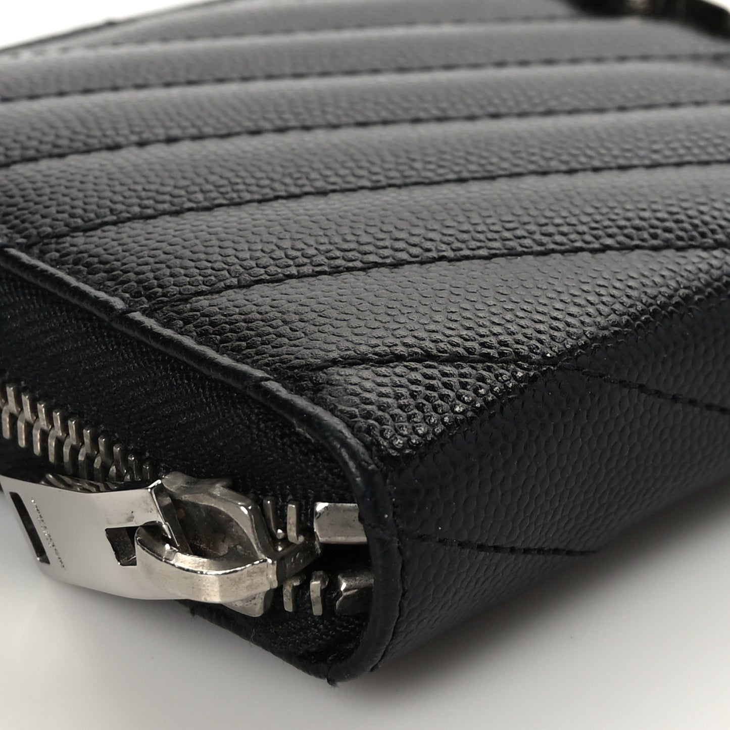 Grain De Poudre Matelasse Chevron Monogram Zip Around Wallet Black