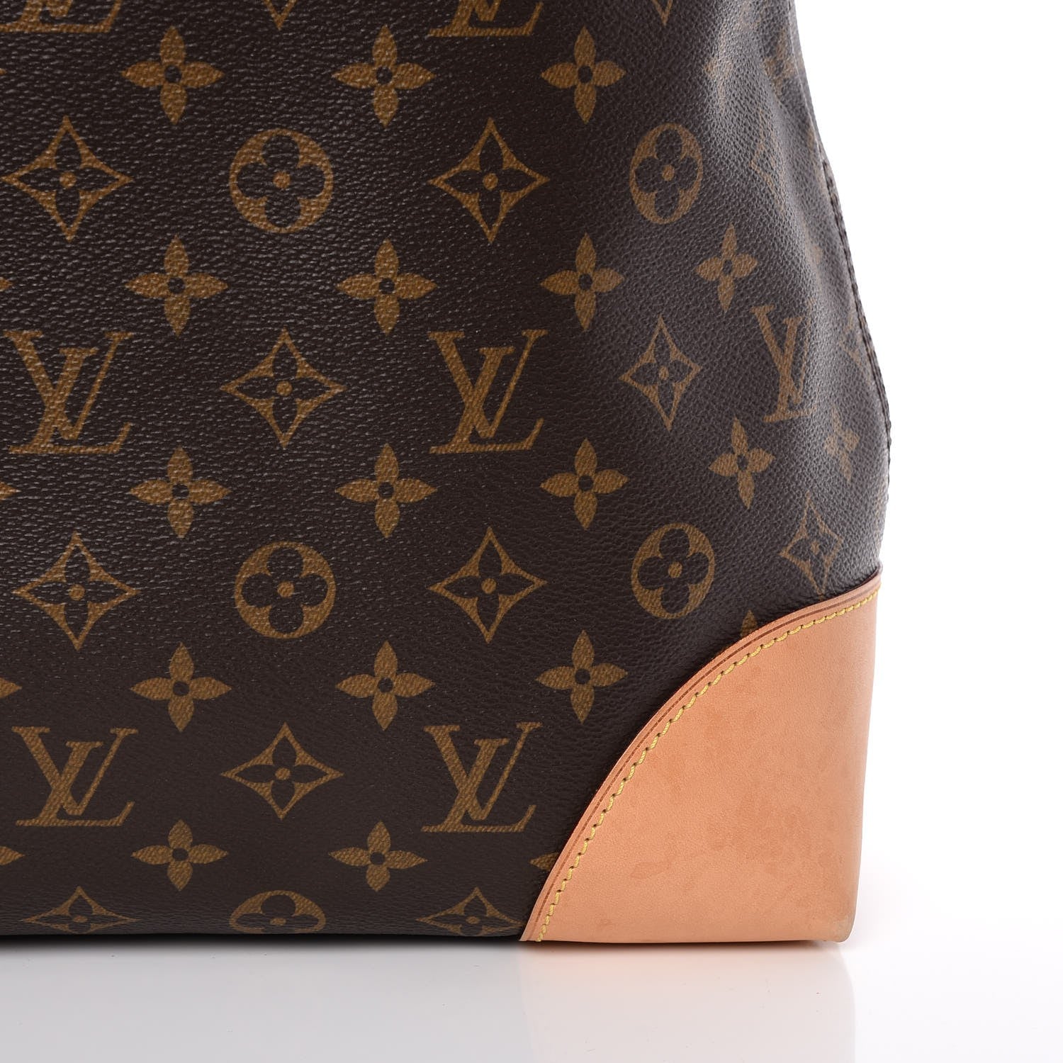 Louis Vuitton Monogram Berri MM 9 of 16
