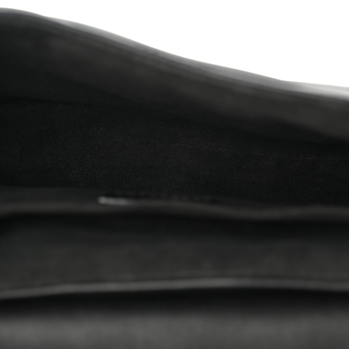 Calfskin New Wave Chain MM Black