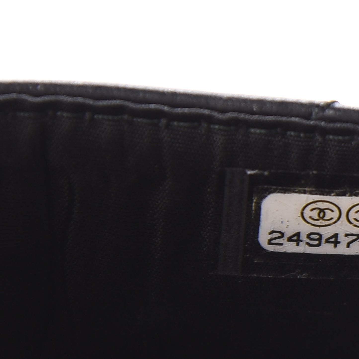 Aged Calfskin Quilted Gabrielle Card Holder Black
