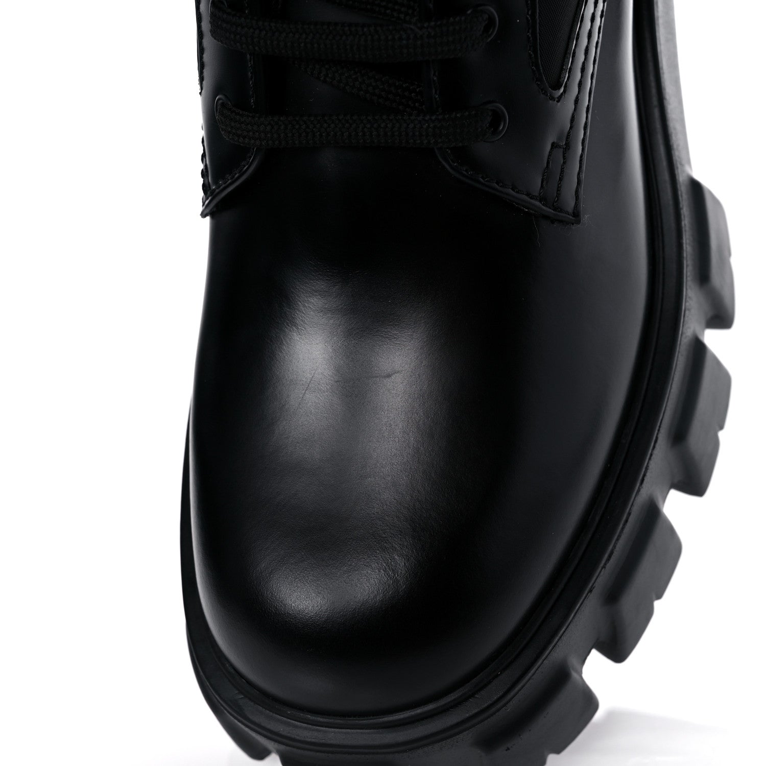 Prada Spazzolato Rois Re-Nylon Metal Triangle Logo Monolith Pouch Pocket 55mm Boots 38 Black 15 of 15