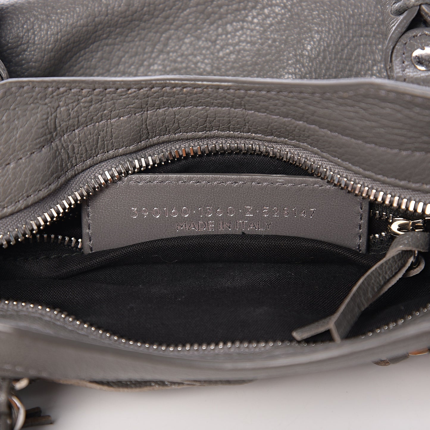 Chevre Silver Metallic Edge Hardware Mini City Gris Acier