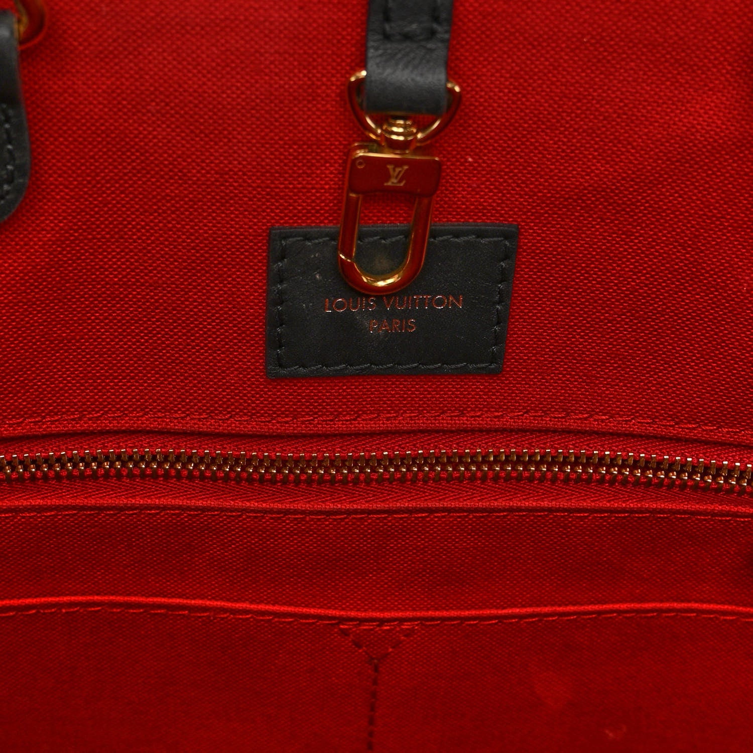Louis Vuitton Reverse Monogram Giant Onthego MM 6 of 9