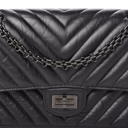 Chanel Aged Calfskin Chevron Quilted 2.55 Reissue 225 Flap So Black 10 of 10