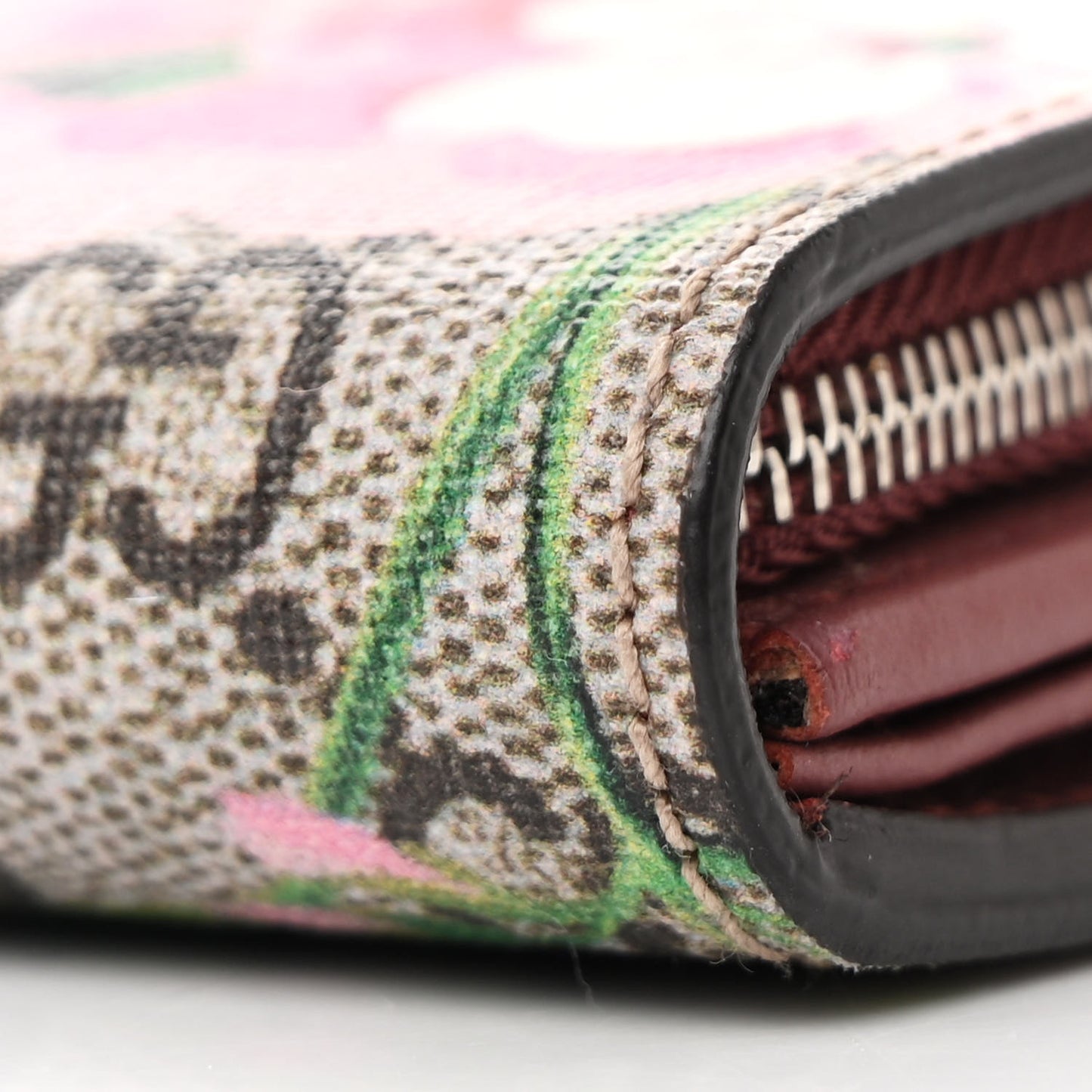 GG Supreme Monogram Blooms Dionysus Chain Clutch Wallet Beige Multicolor Dry Rose